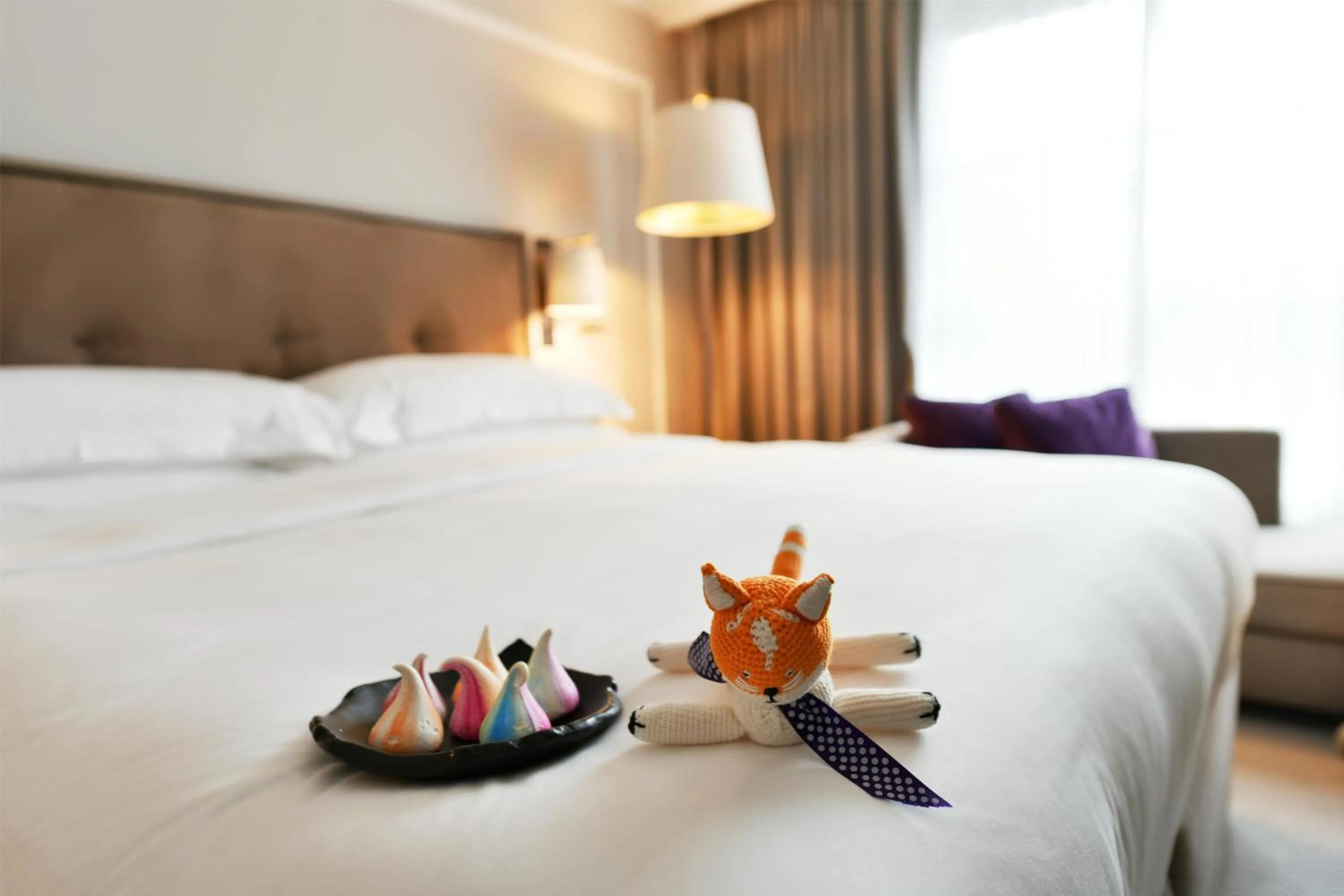 Bedroom, Bed in Hyatt Regency London - The Churchill