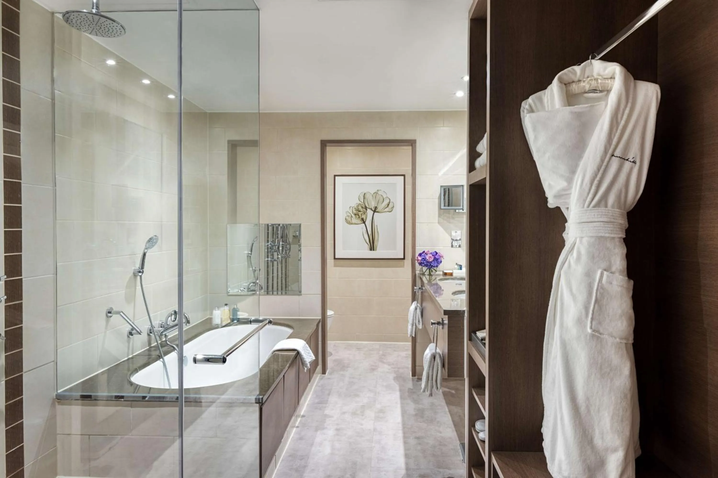 Bathroom in Hyatt Regency London - The Churchill