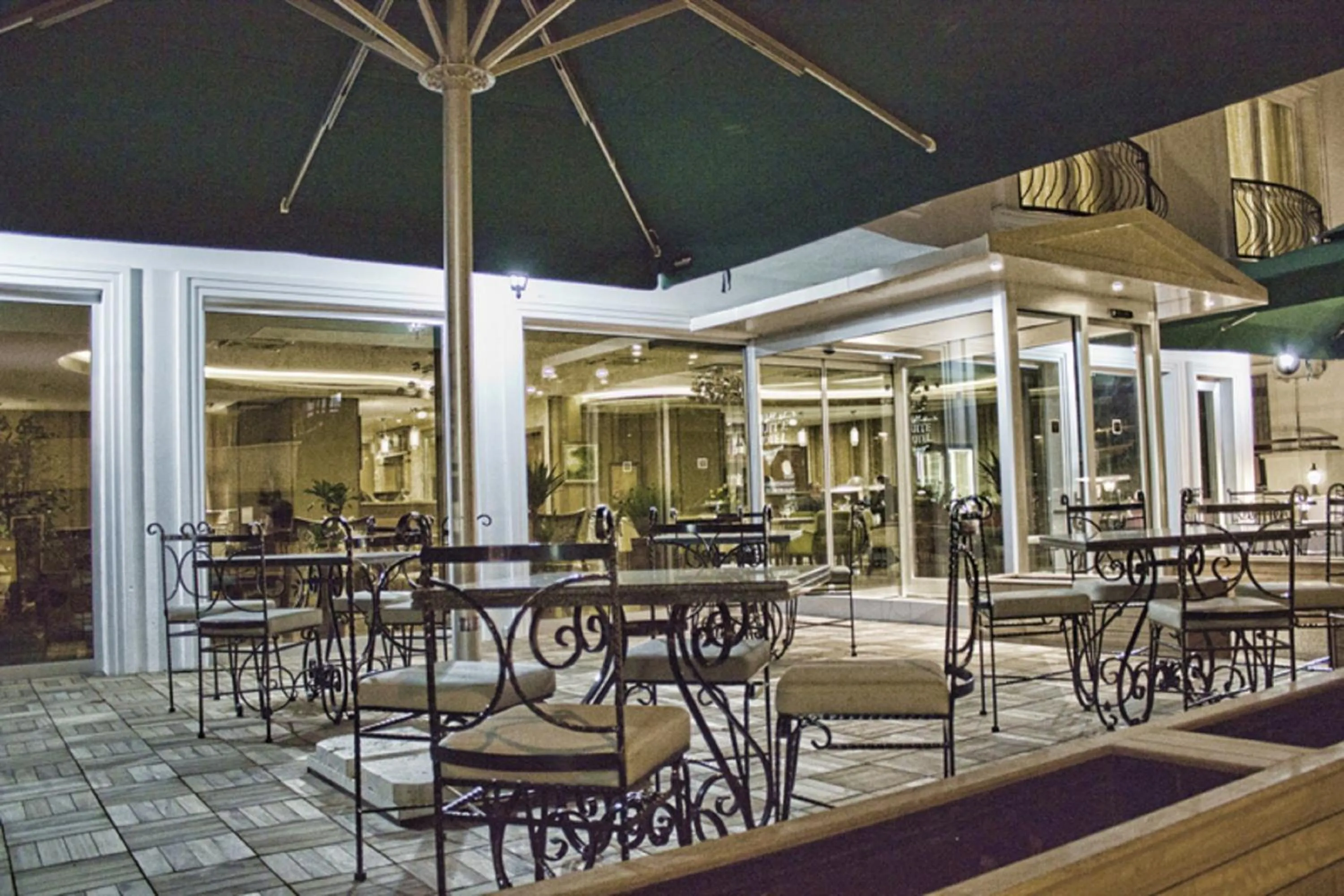 Facade/entrance in Koza Suite Hotel