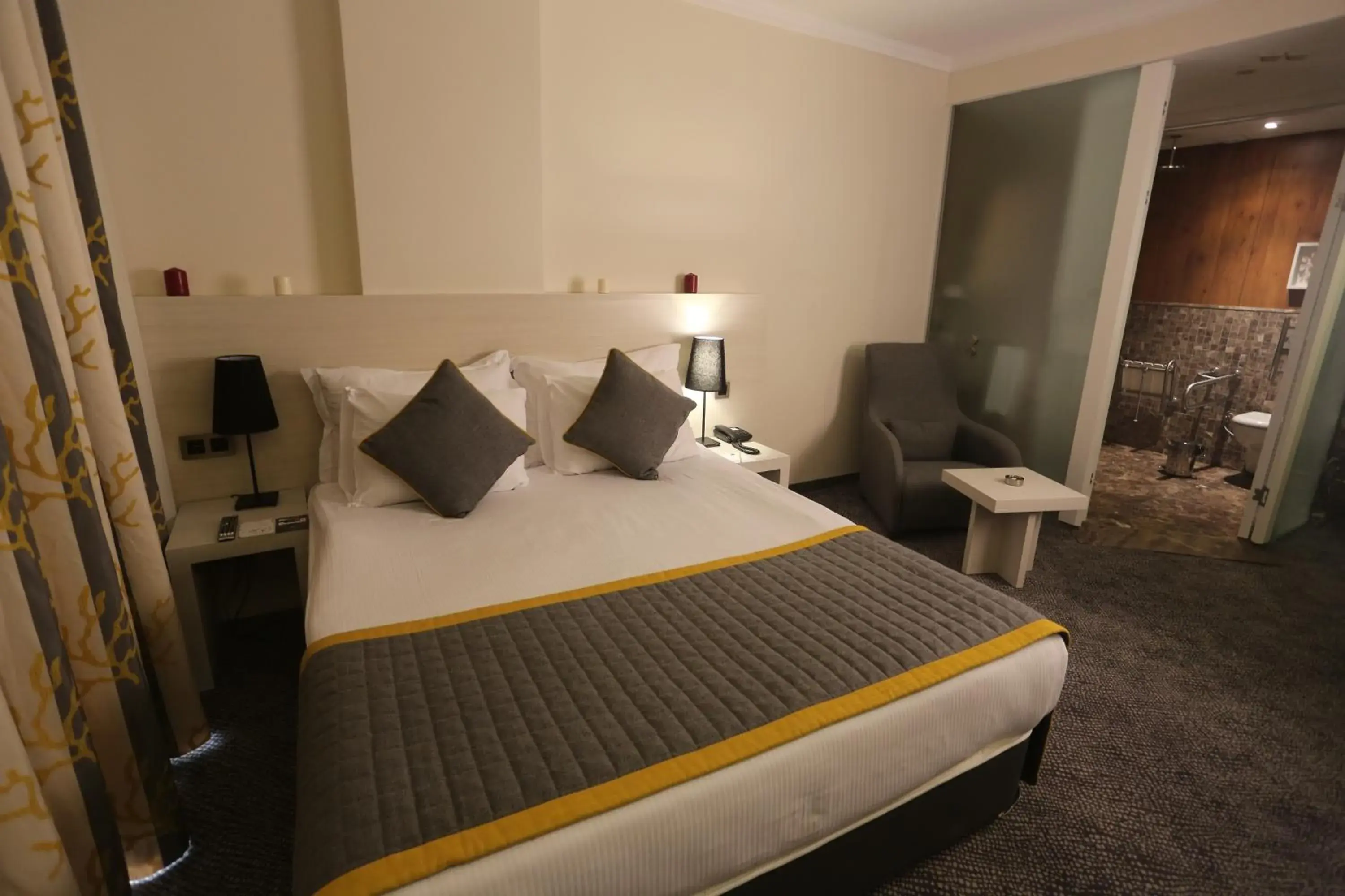 Double or Twin Room - Disability Access in Koza Suite Hotel Double or Twin Room - Disability Access in Koza Suite Hotel