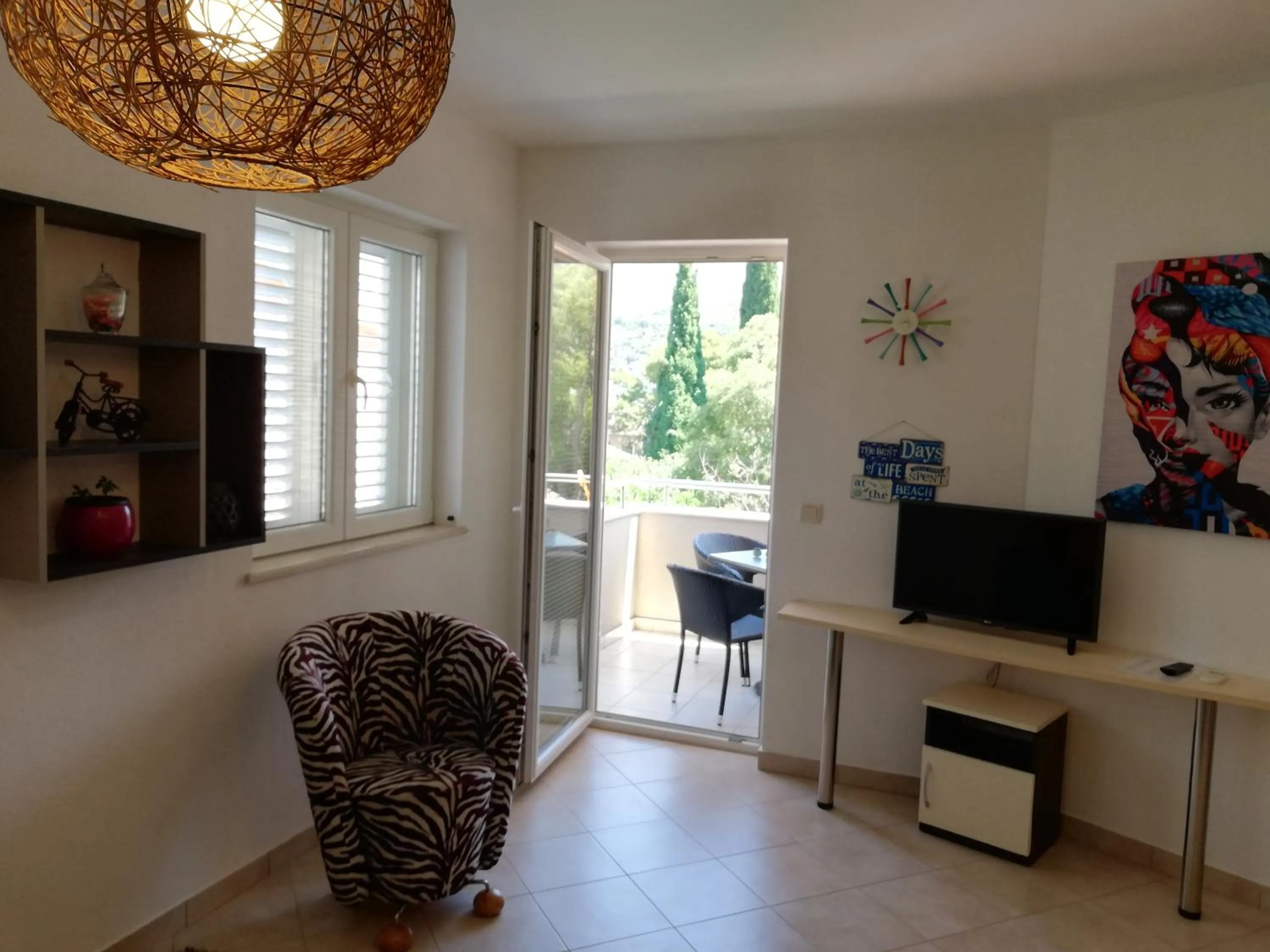 TV and multimedia in Dubrovnik Summer Apartments