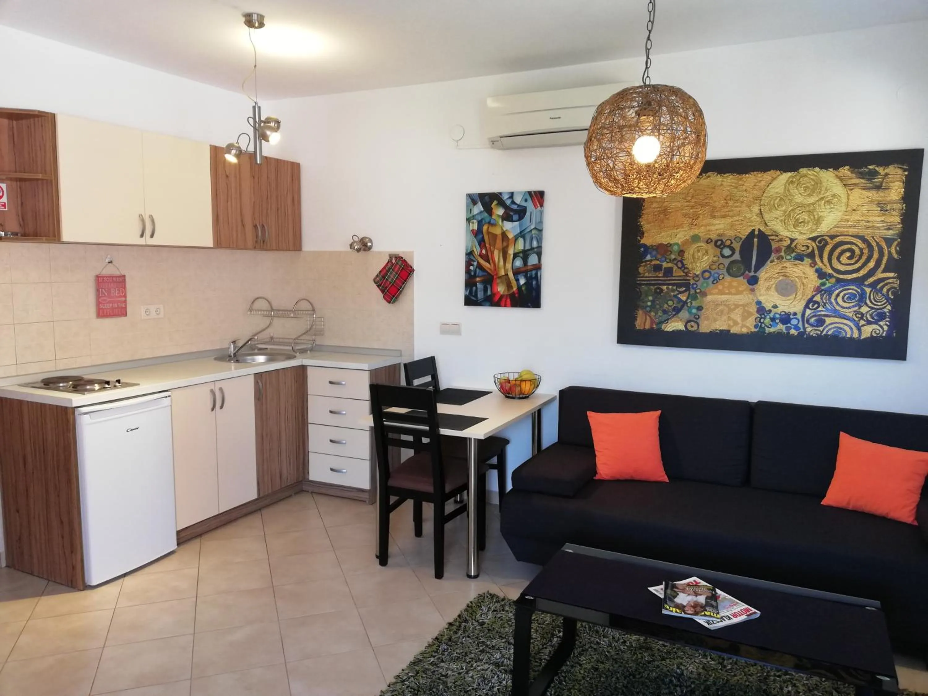 Kitchen or kitchenette in Dubrovnik Summer Apartments