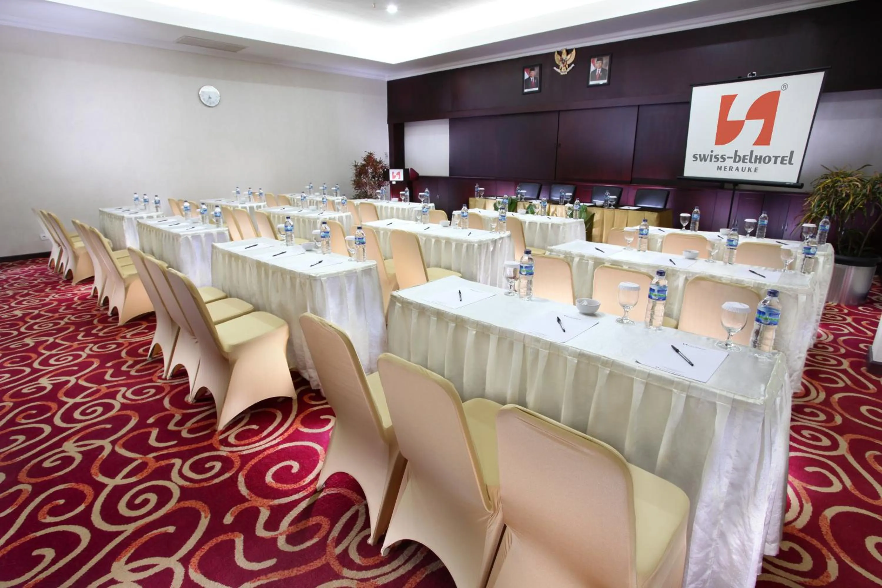 Meeting/conference room in Swiss-Belhotel Merauke