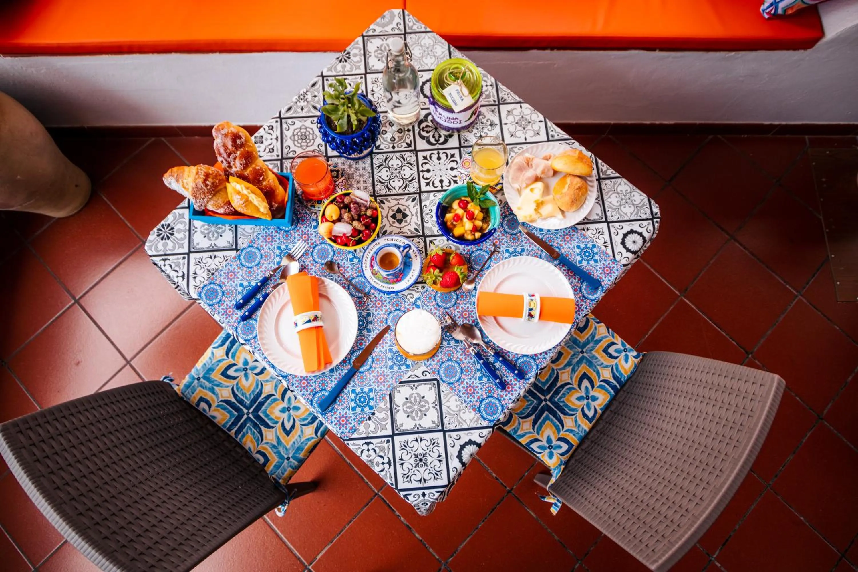 Breakfast in Lauricella Bed and Breakfast