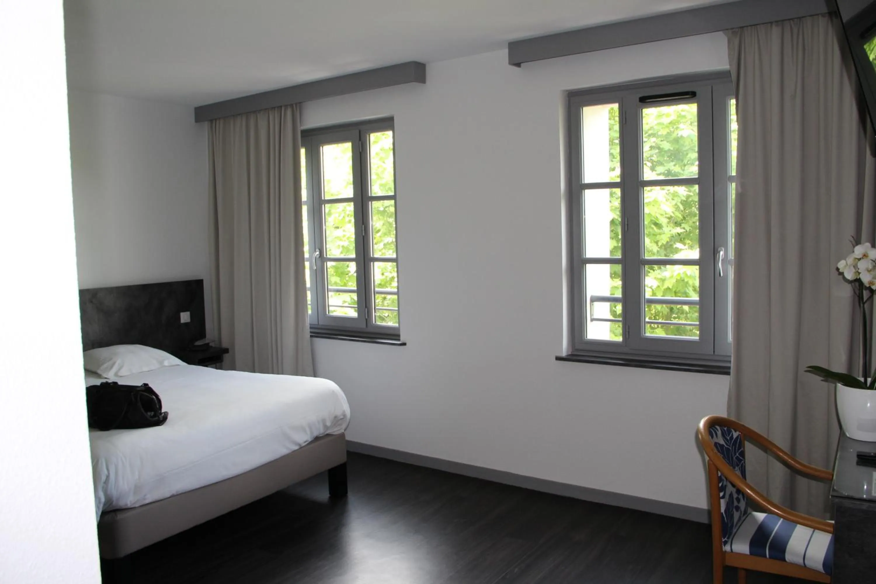 Bedroom, Bed in le tout va bien