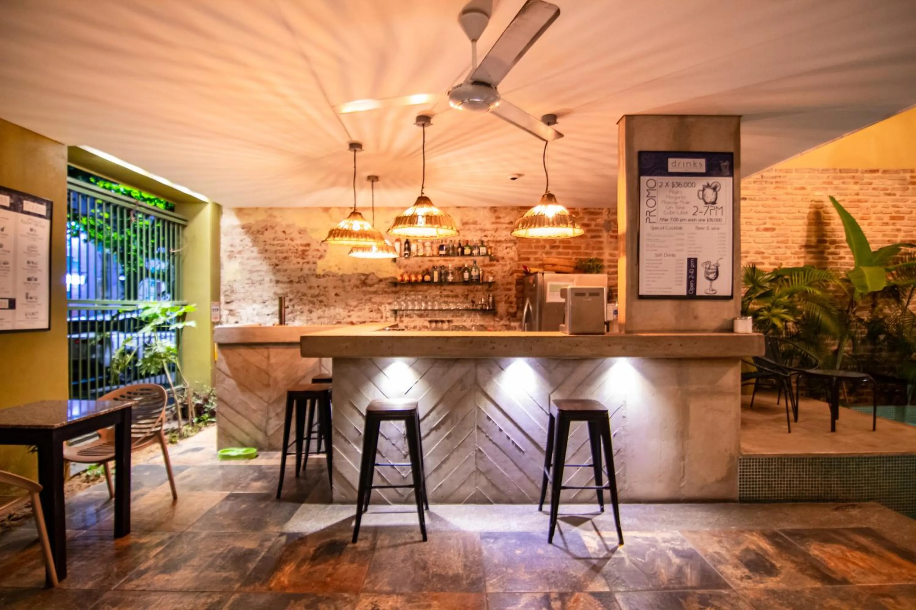 Kitchen or kitchenette in Oasis Fresh Hotel