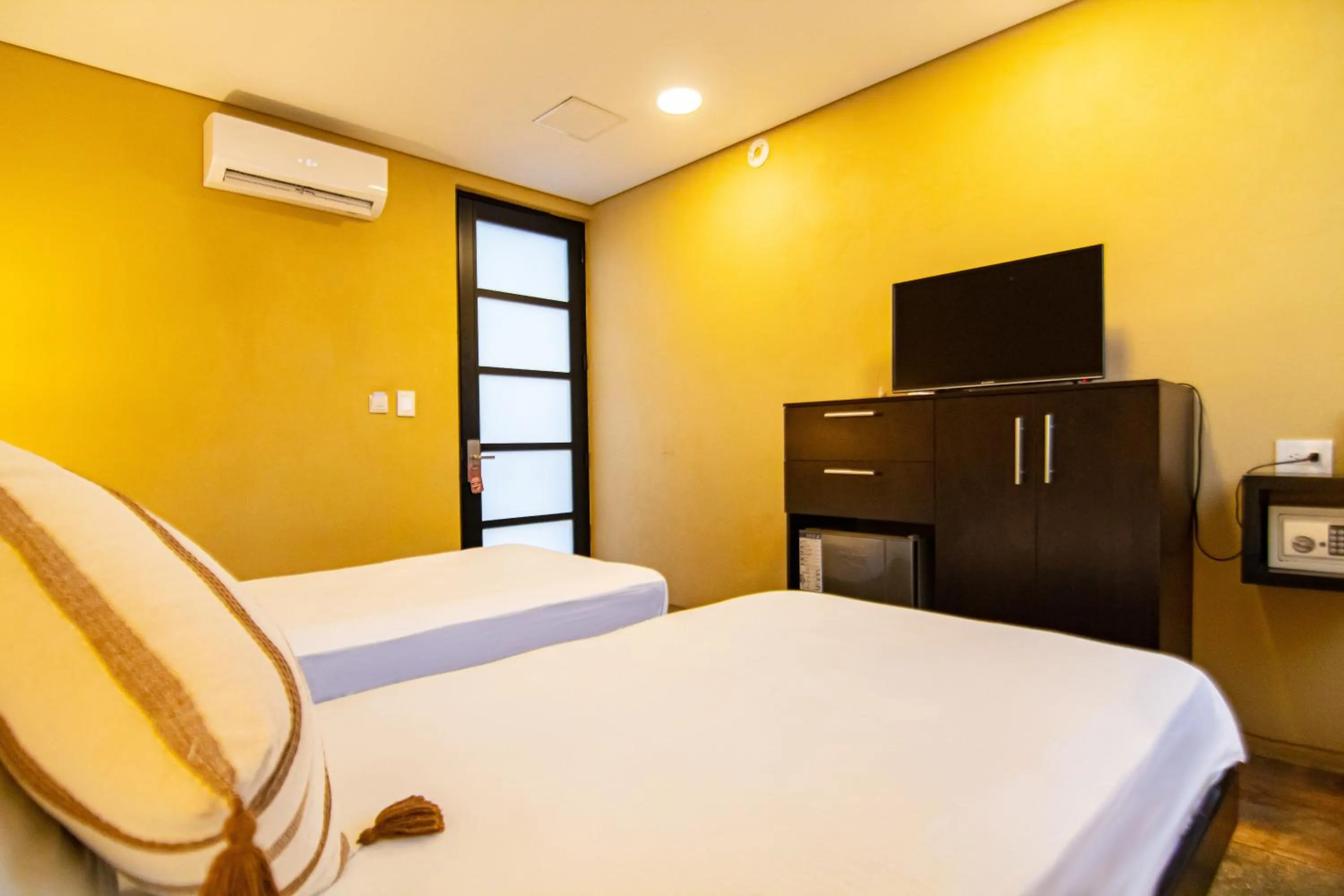 Bedroom, Bed in Oasis Fresh Hotel