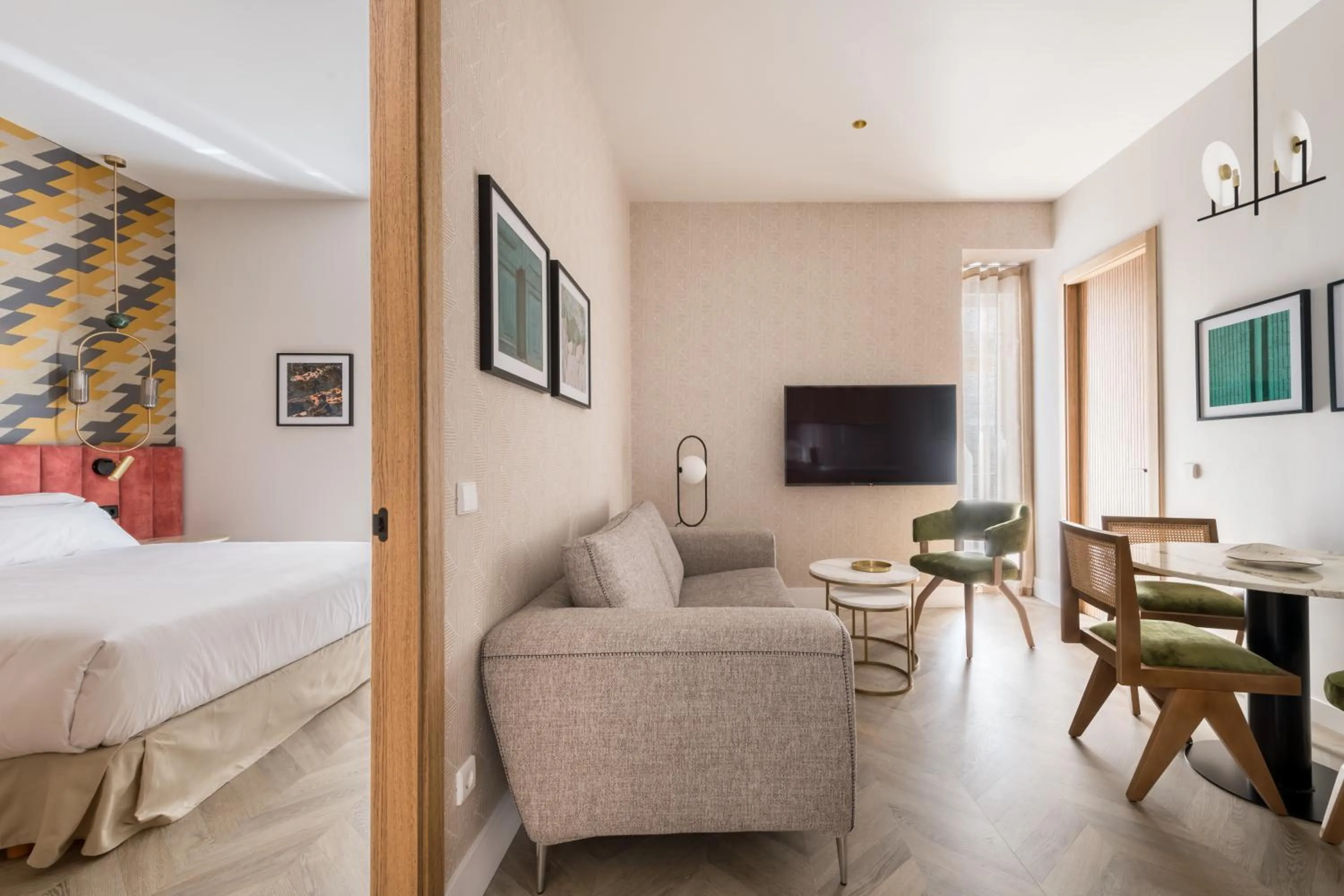 Living room, Bed in Mante House - Malasaña Design