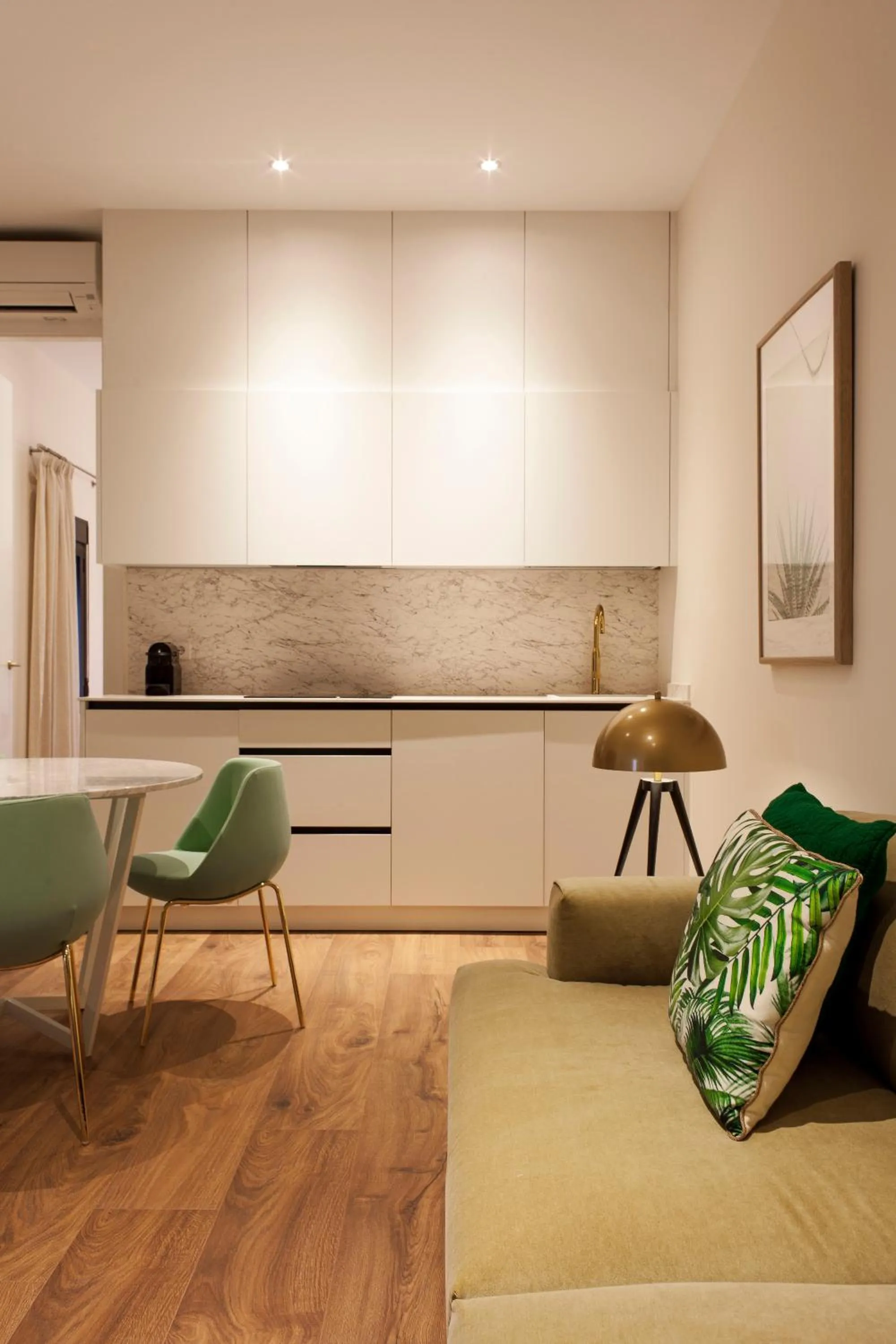 Kitchen or kitchenette in Mante House - Malasaña Design