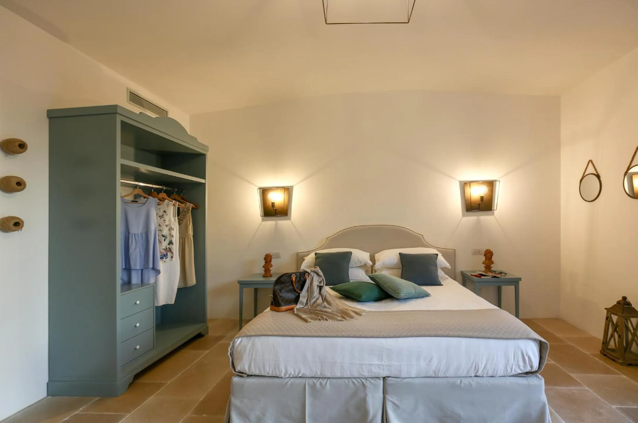 Bed in Romantic Relais Sorrento