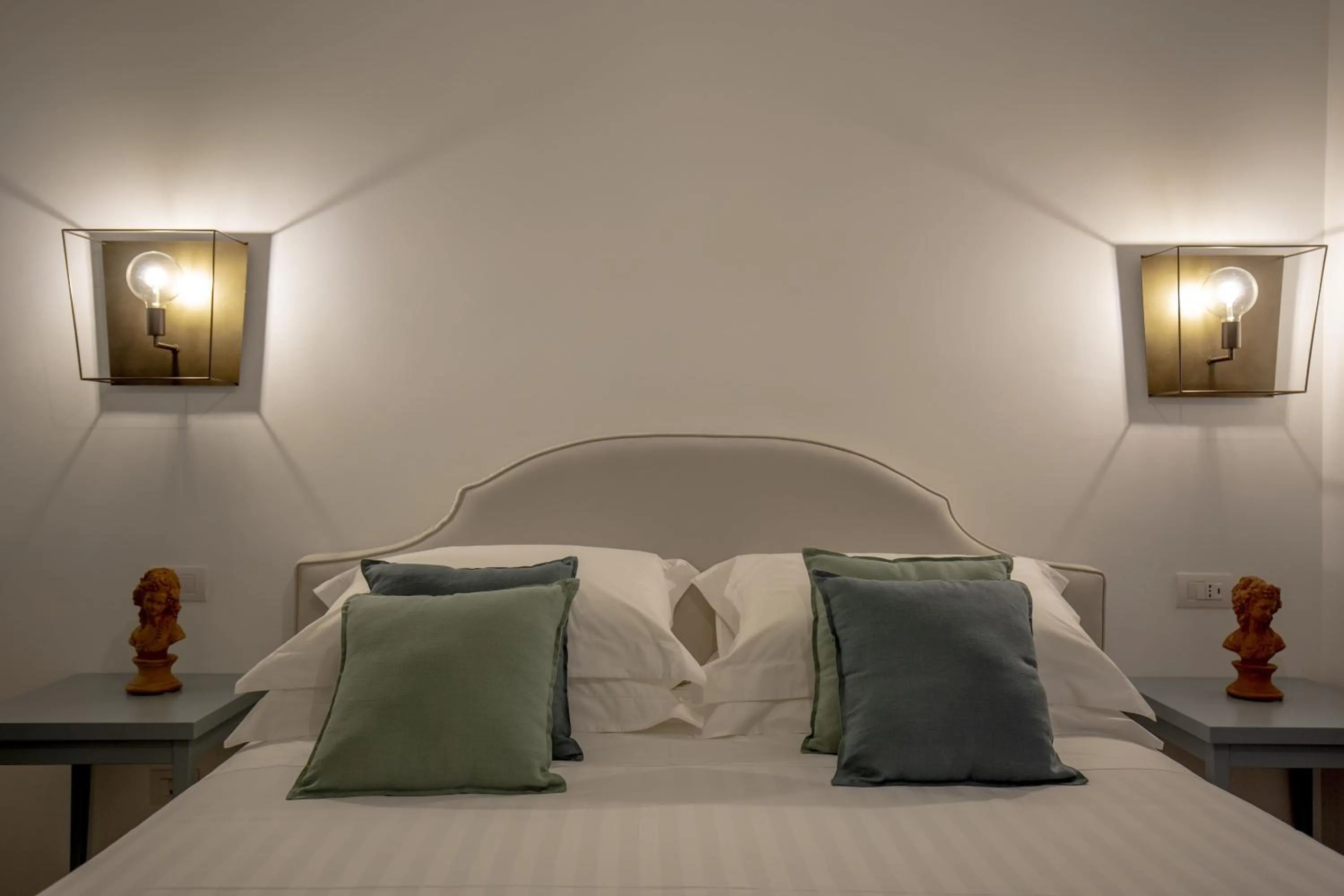 Bed in Romantic Relais Sorrento