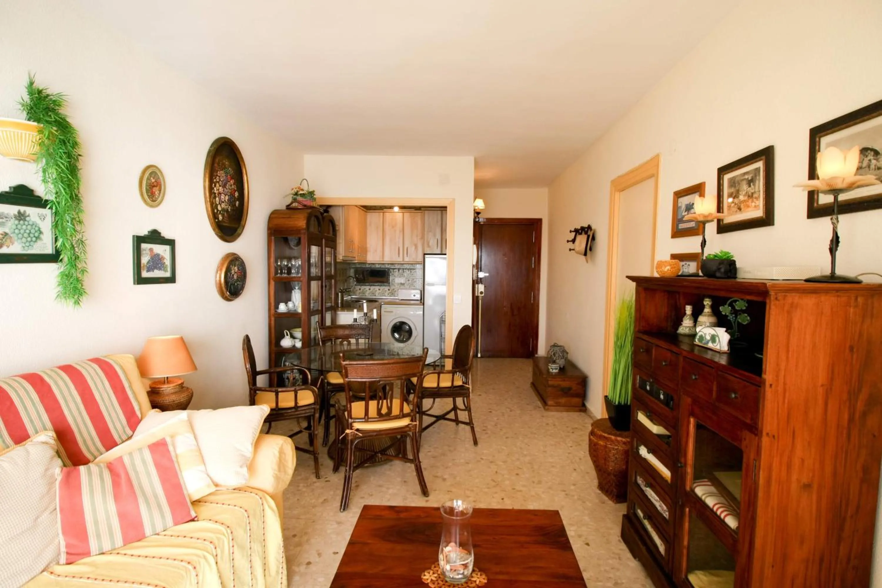 Suitur apartamento frente a la playa fuengirola