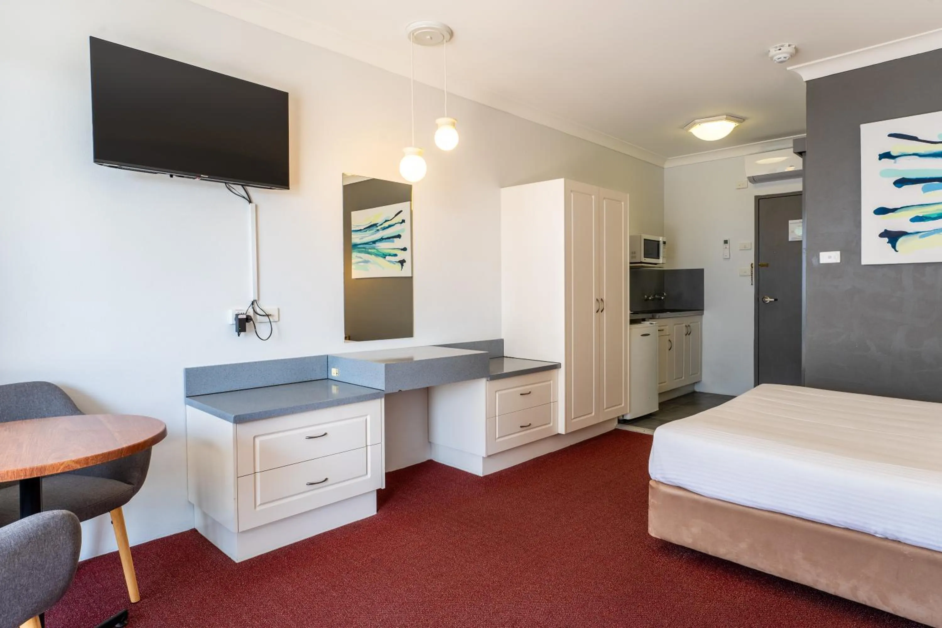 Bedroom, Bed in Port Aloha Motel