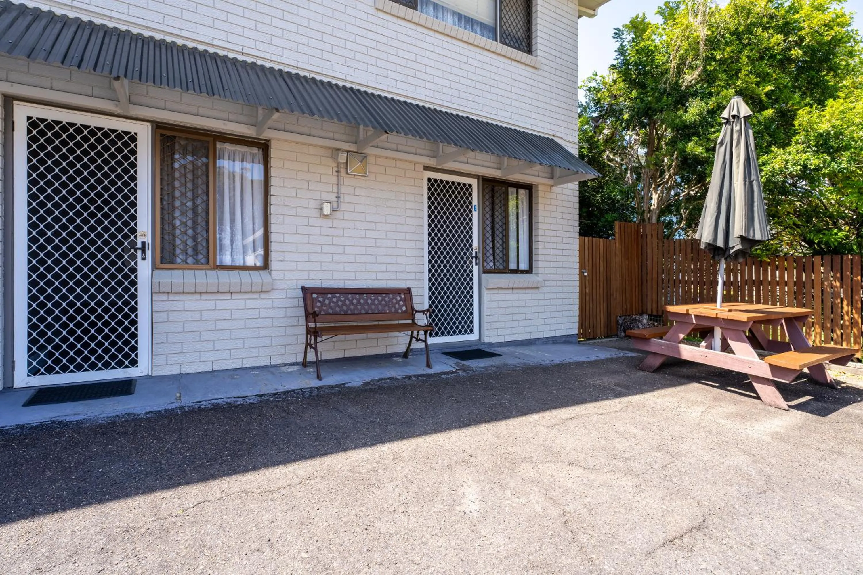 Street view in Port Aloha Motel