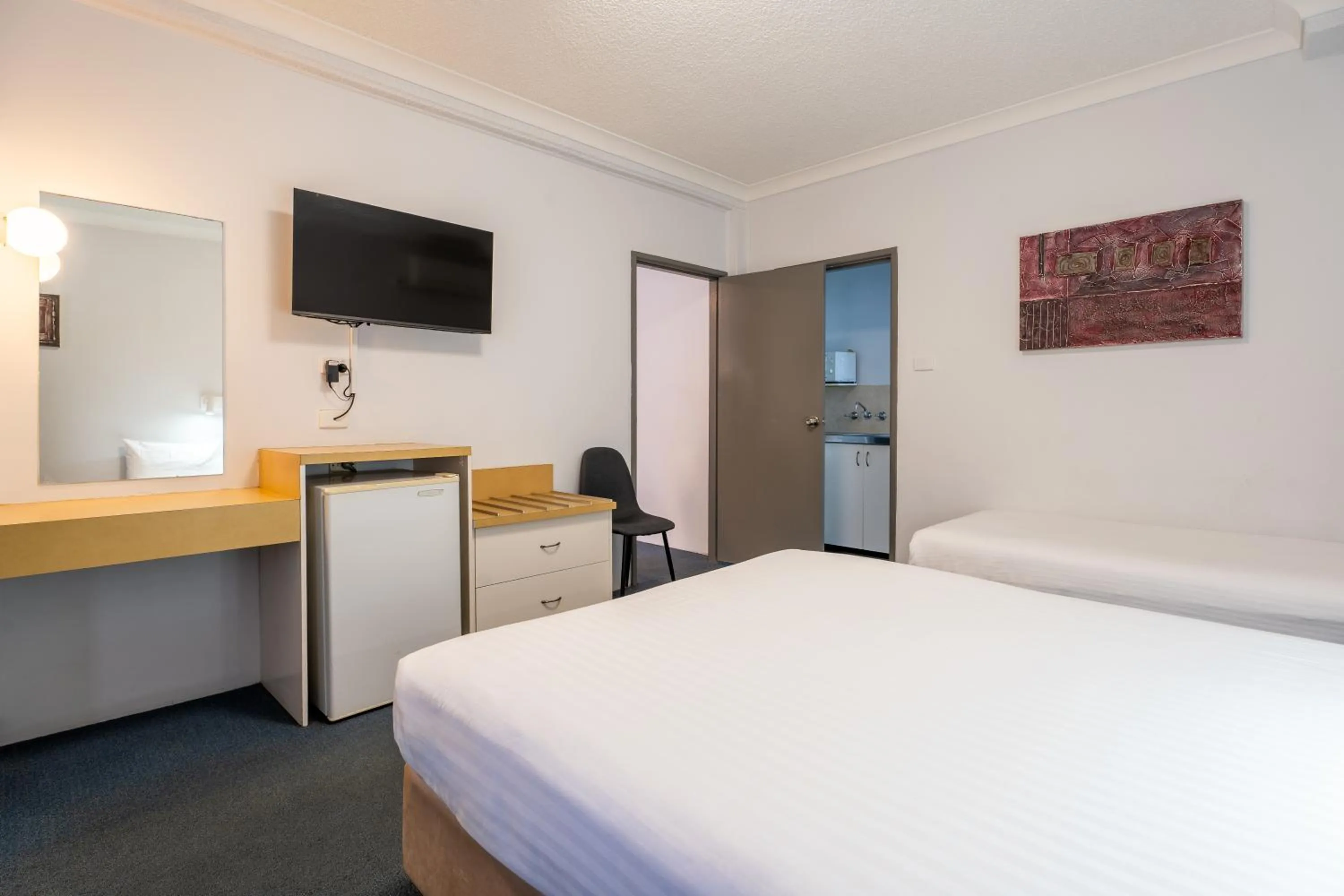 Bedroom, Bed in Port Aloha Motel