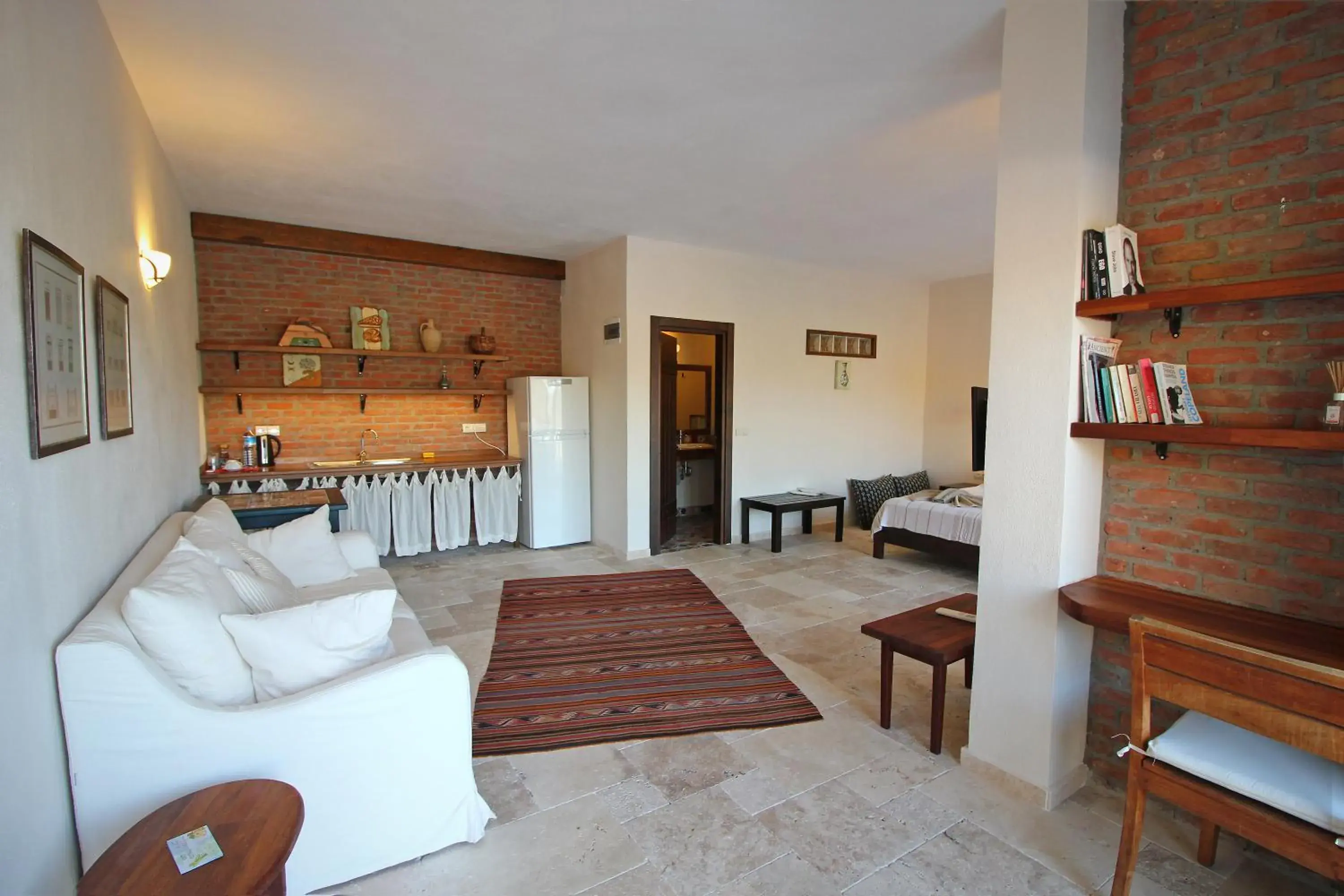 Seating area, Bed in Kekik Otel Selimiye Seating area, Bed in Kekik Otel Selimiye