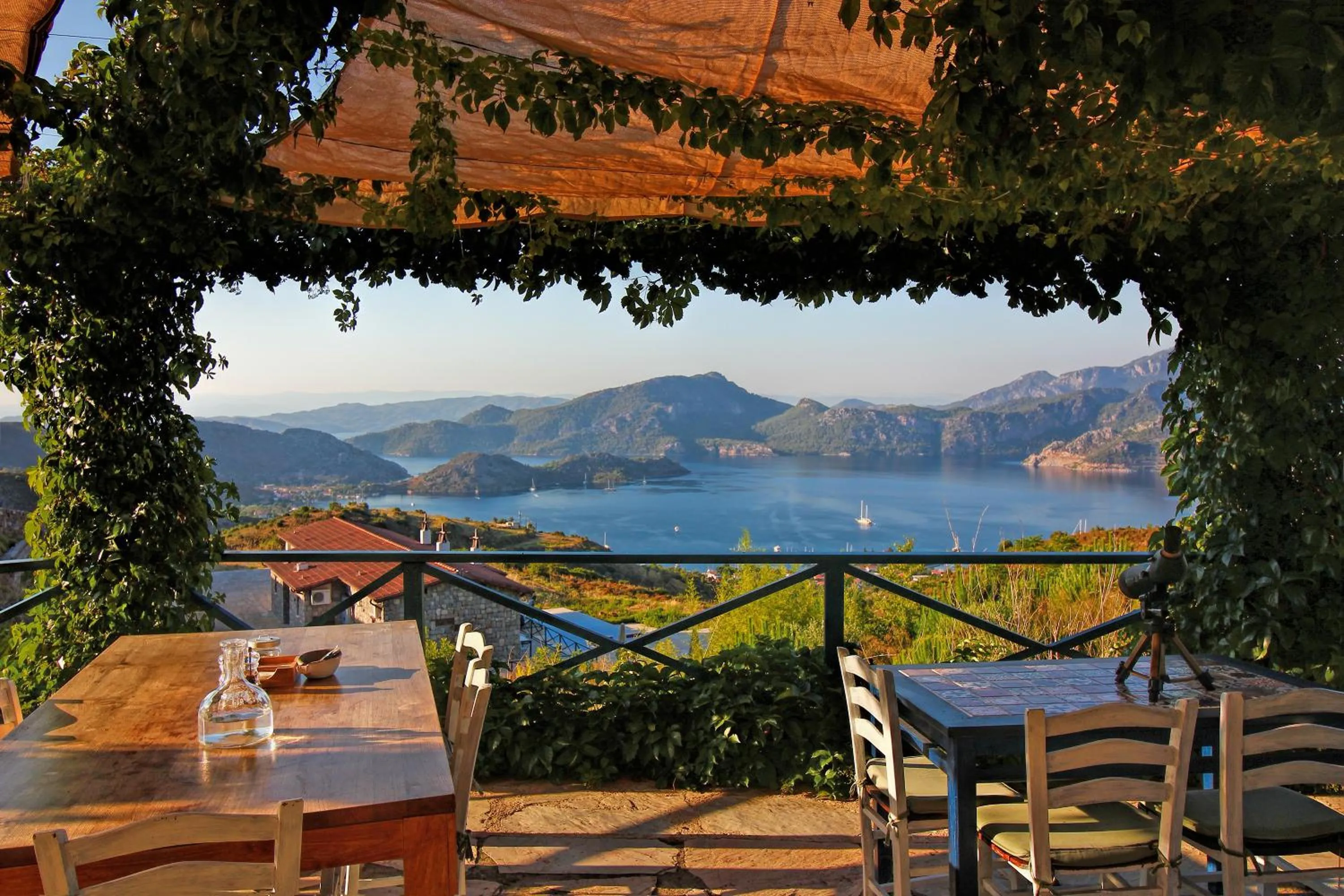 Restaurant/places to eat in Kekik Otel Selimiye