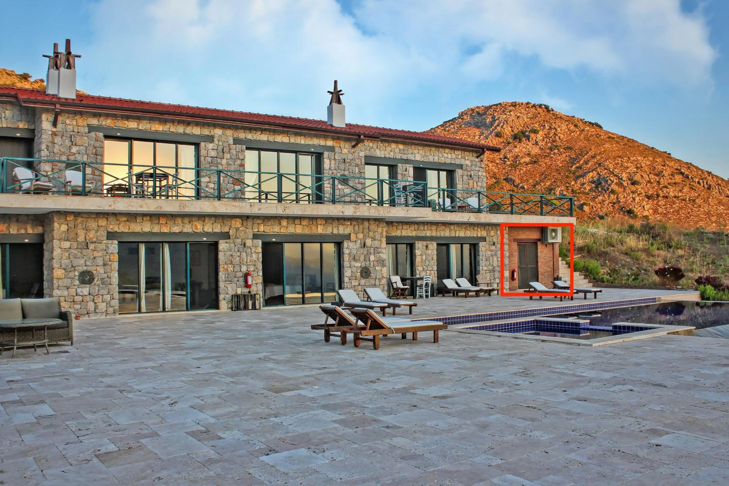 Property building in Kekik Otel Selimiye