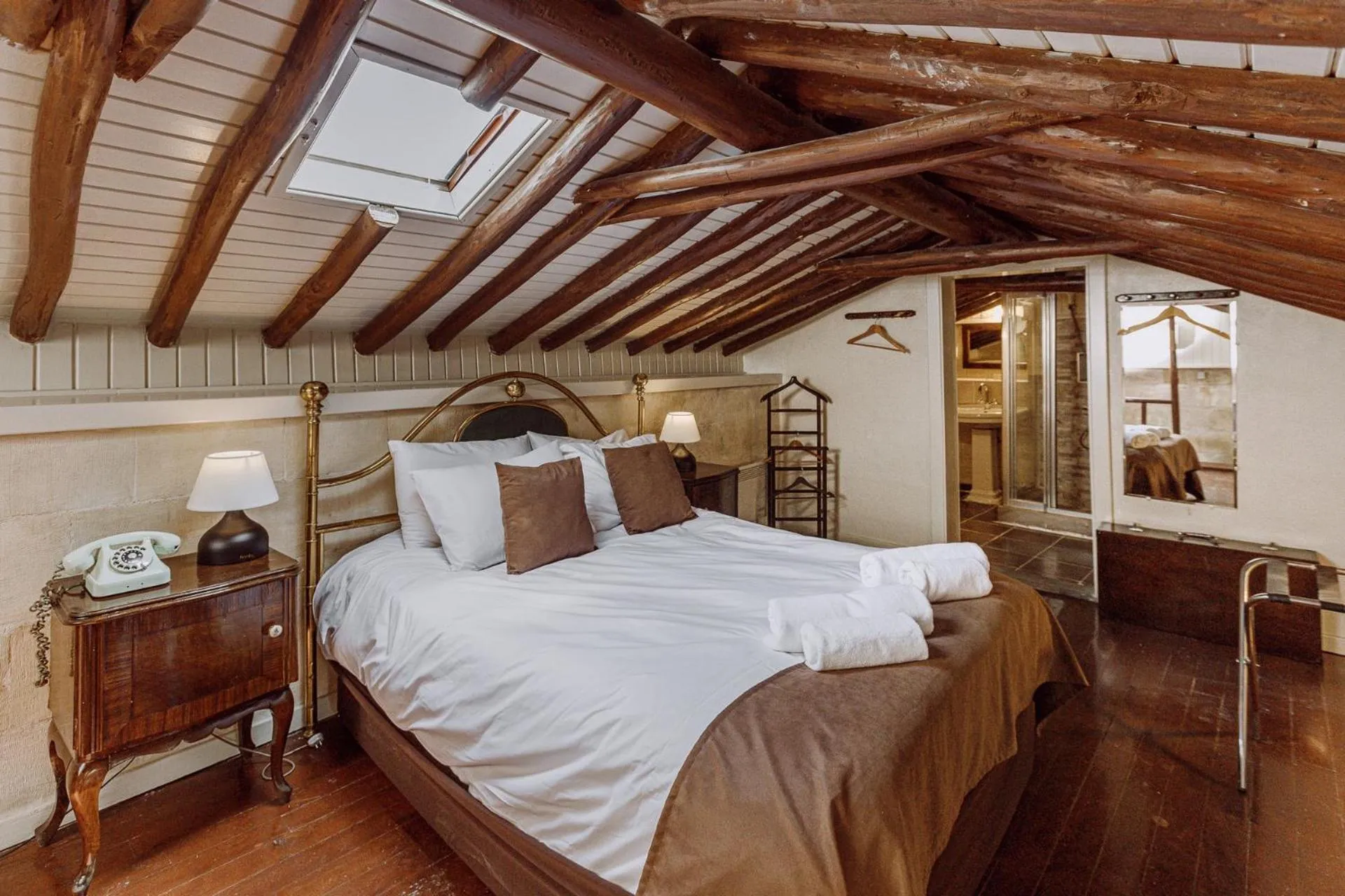 Bedroom, Bed in Anadolu Evleri