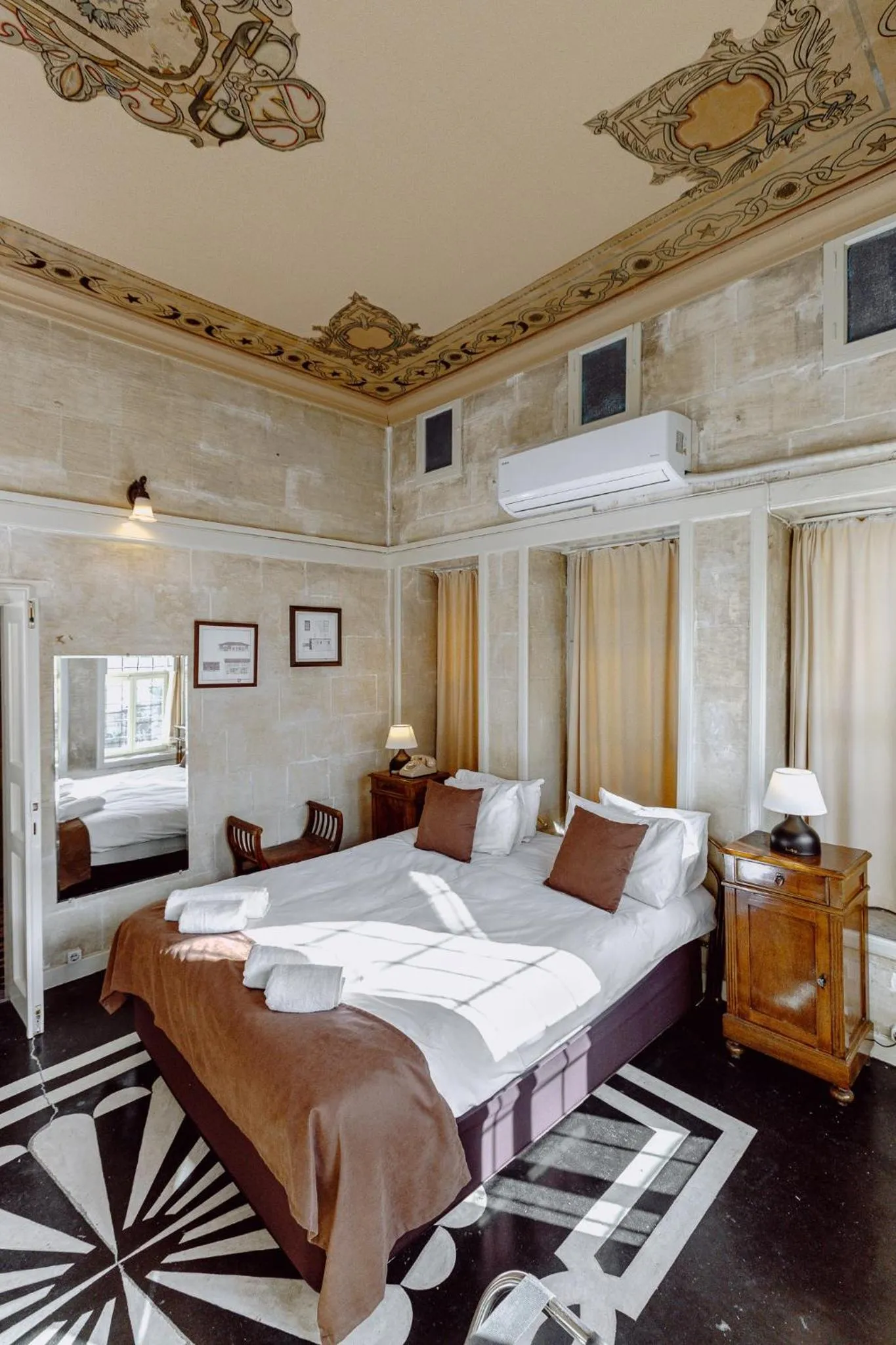 Bedroom, Bed in Anadolu Evleri