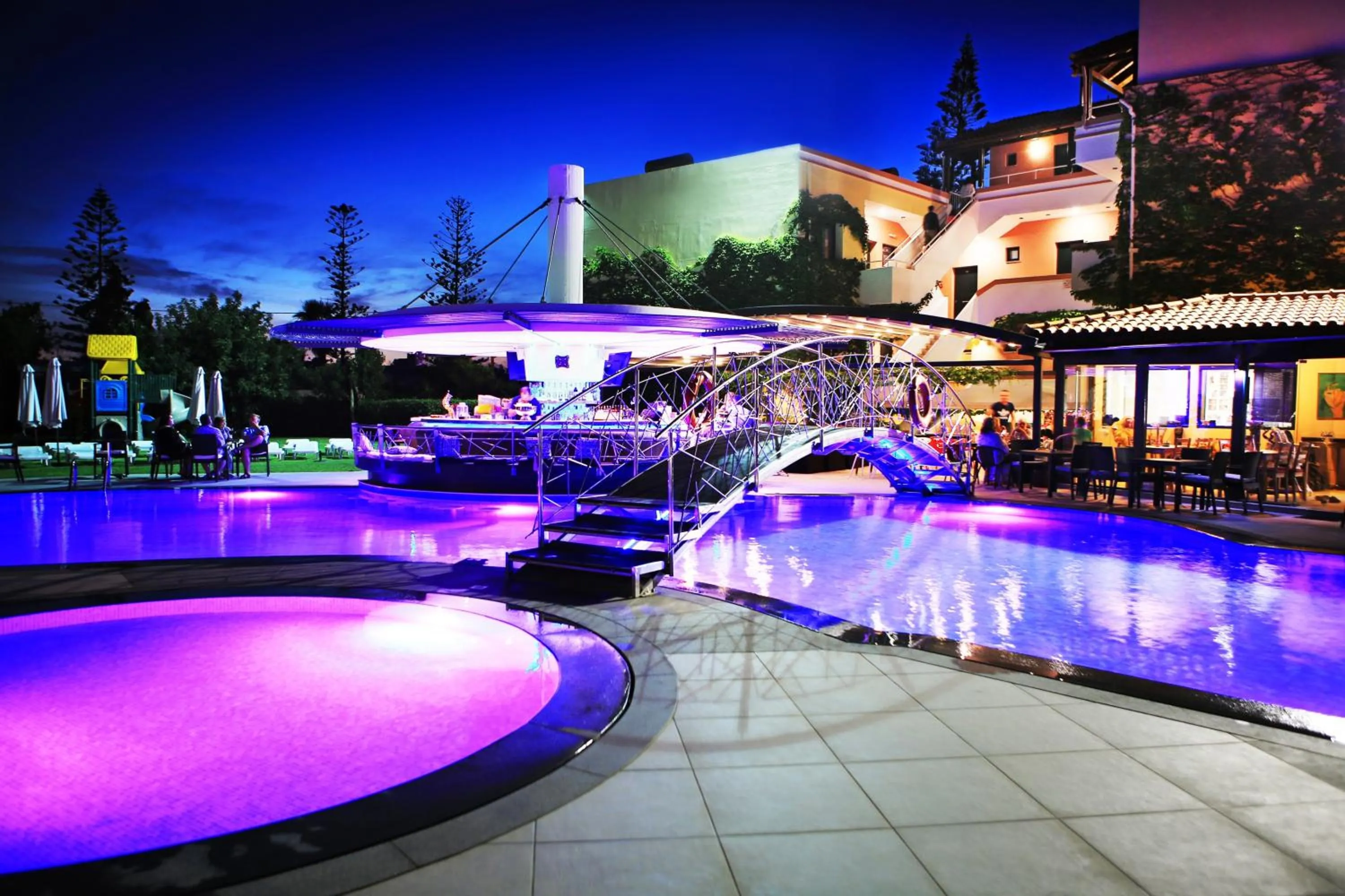 Food and drinks in Marigianna Apartments