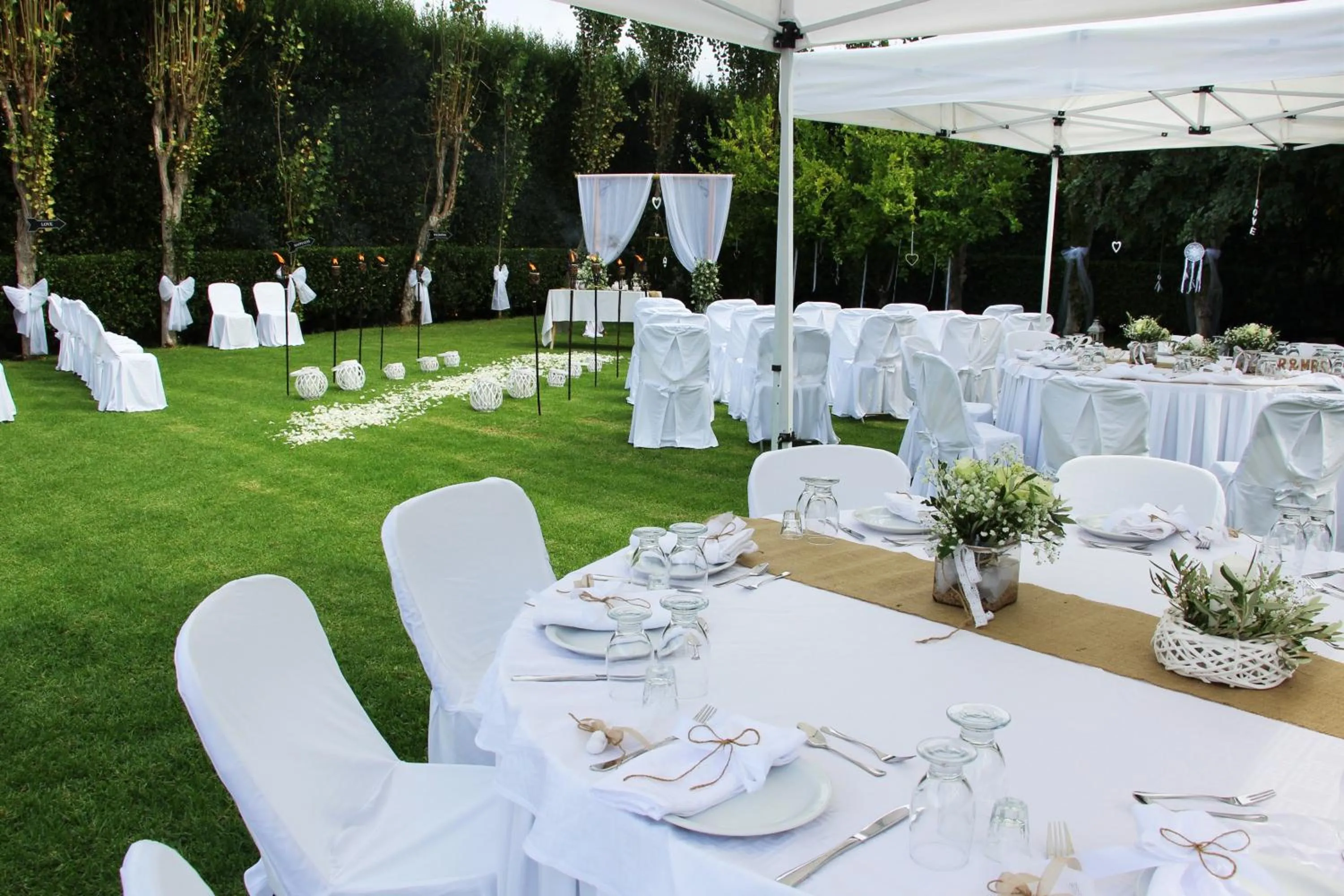 Garden in Marigianna Apartments