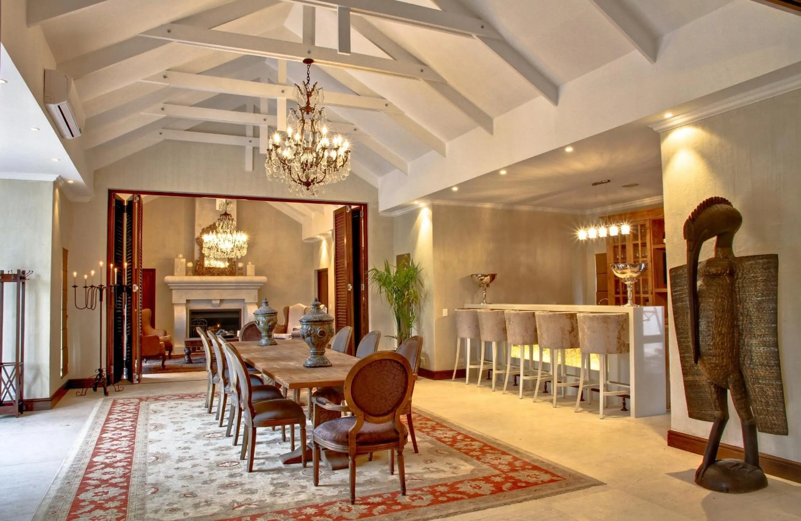 Restaurant/places to eat in Homestead Villas