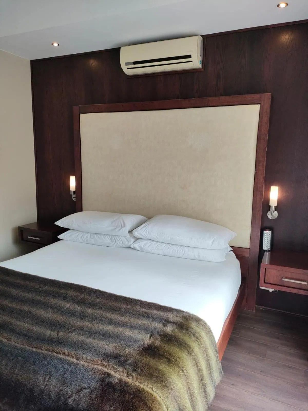 Bed in Homestead Villas