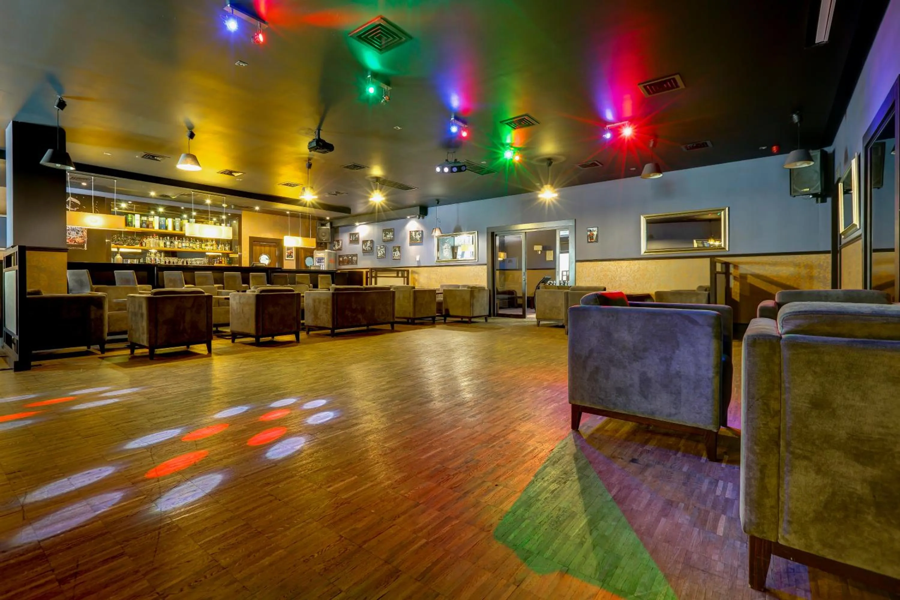 Evening entertainment in Hotel Afrodyta Business & Spa