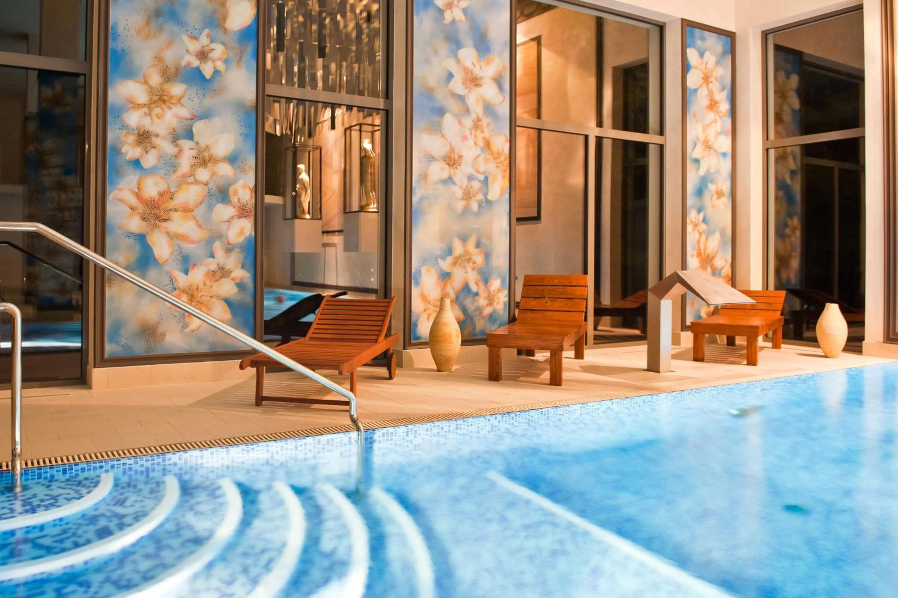 Swimming pool in Hotel Afrodyta Business & Spa