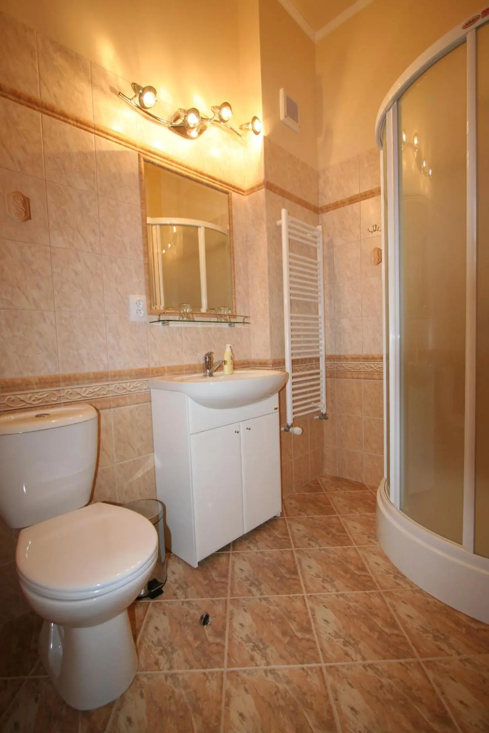 Standard Twin Room - single occupancy in Penzión Zlatý Jeleň Standard Twin Room - single occupancy in Penzión Zlatý Jeleň