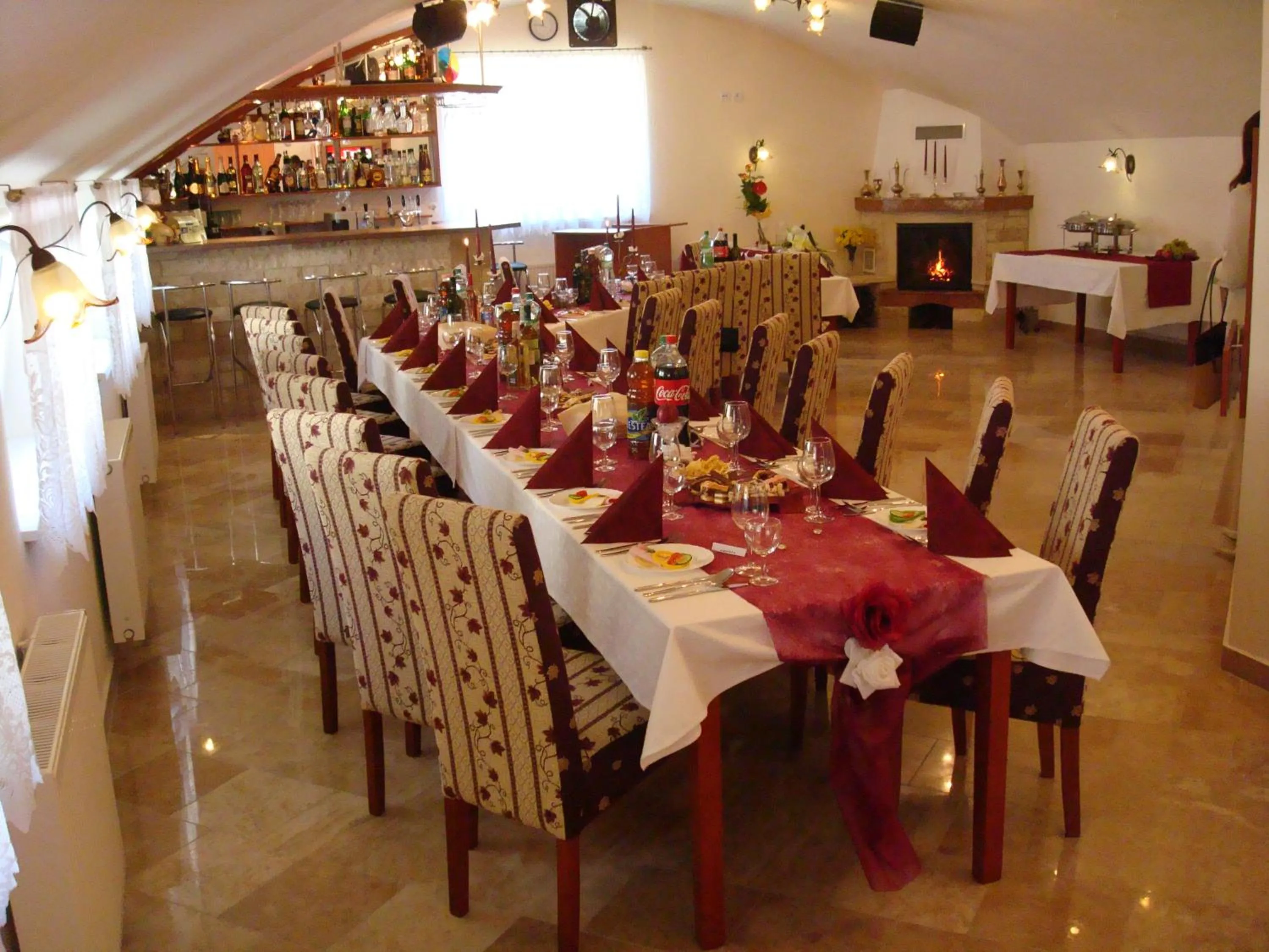 Restaurant/places to eat in Penzión Zlatý Jeleň