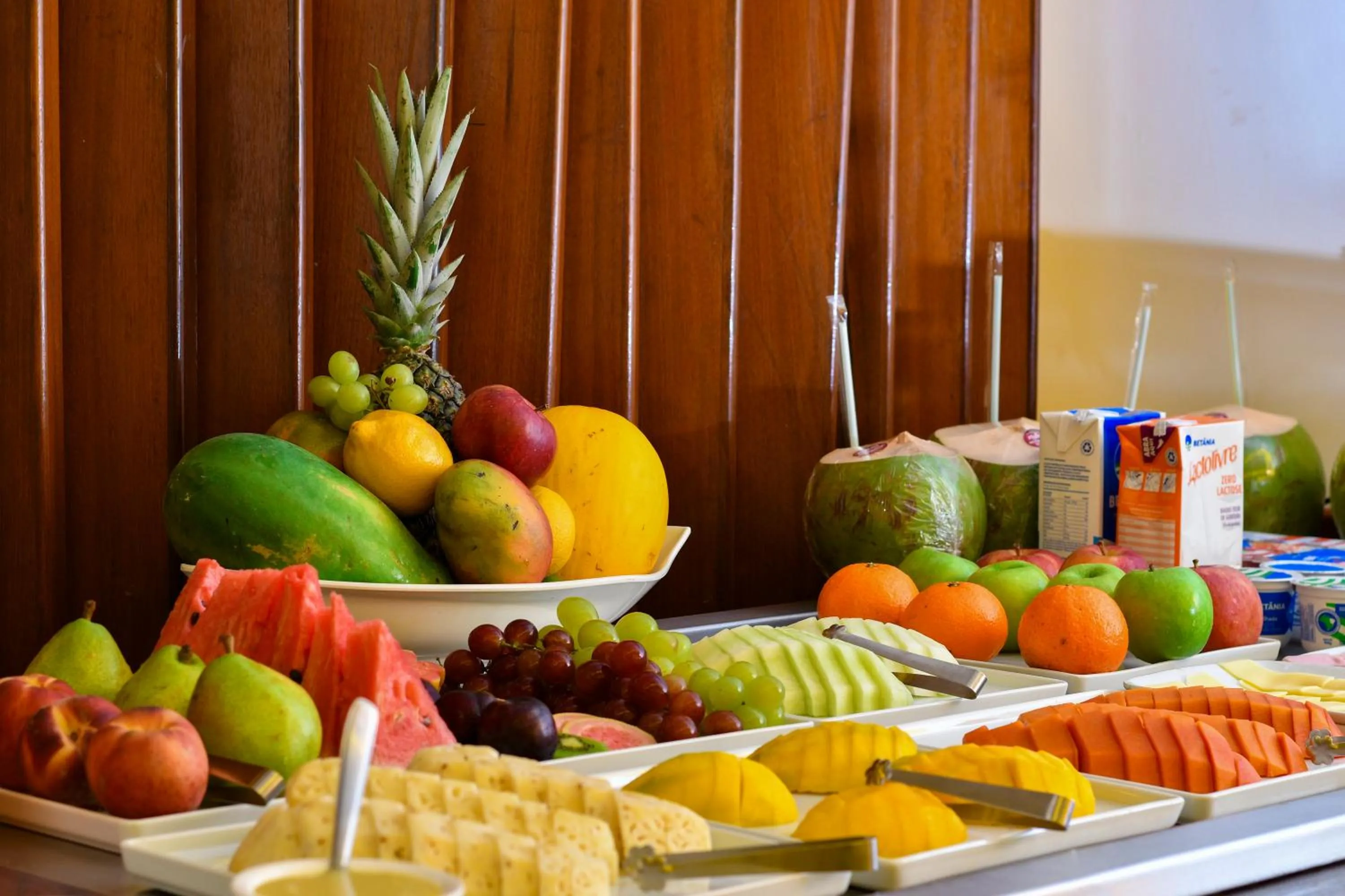 Buffet breakfast in Littoral Gold Flat