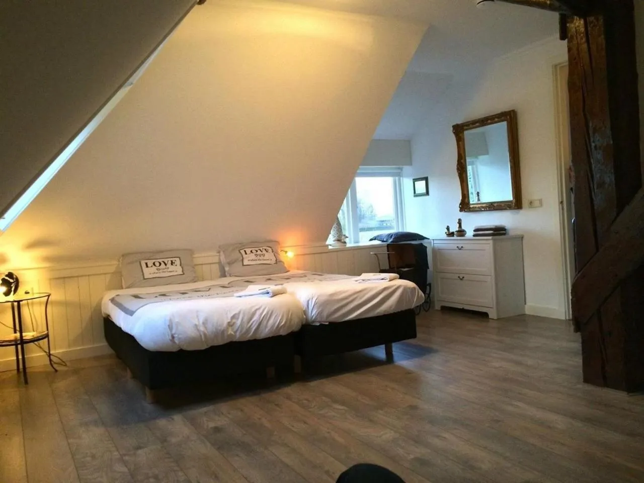 Day, Bed in Shepherds House B&B