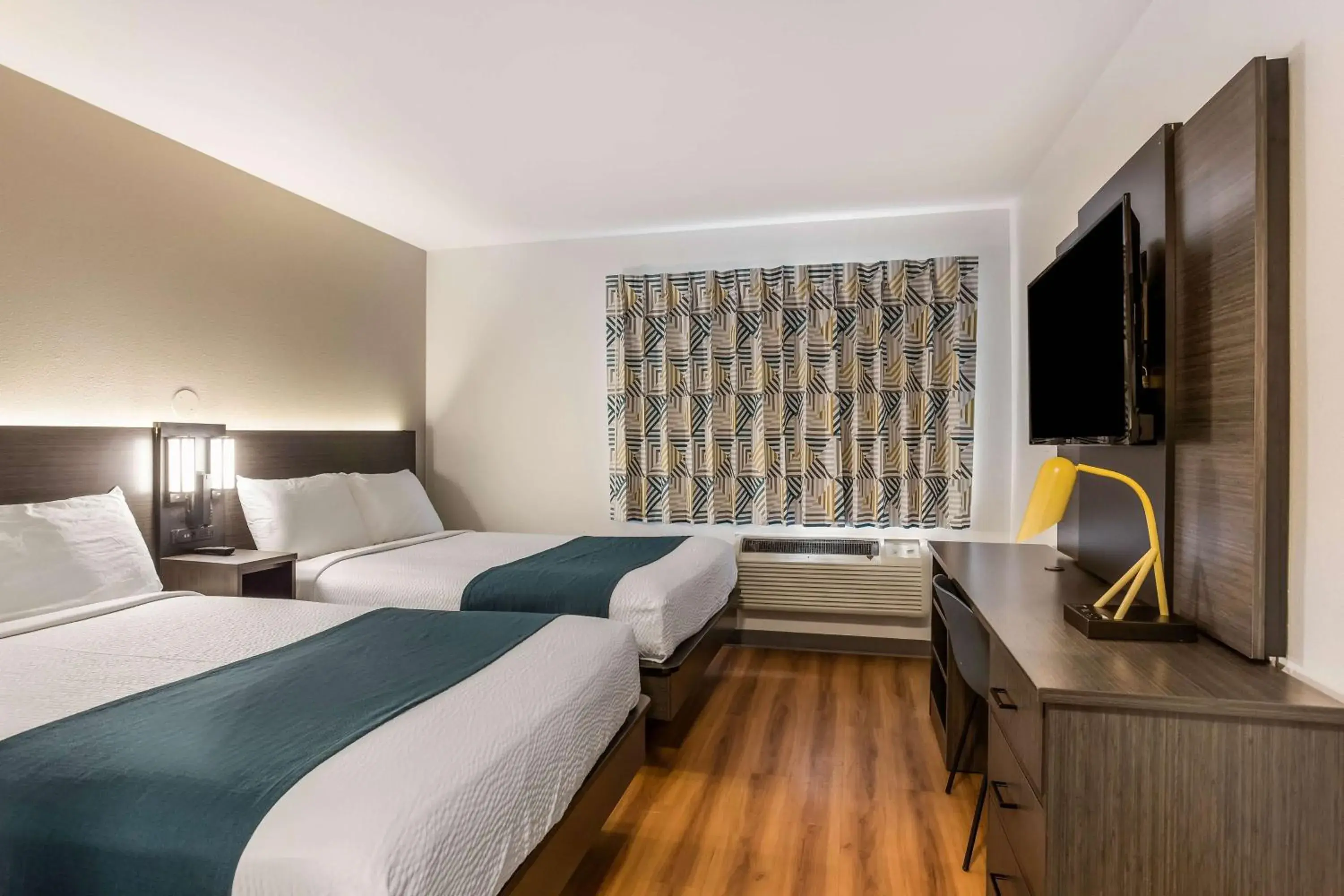 Photo of the whole room in Motel 6 Boise - Airport Photo of the whole room in Motel 6 Boise - Airport