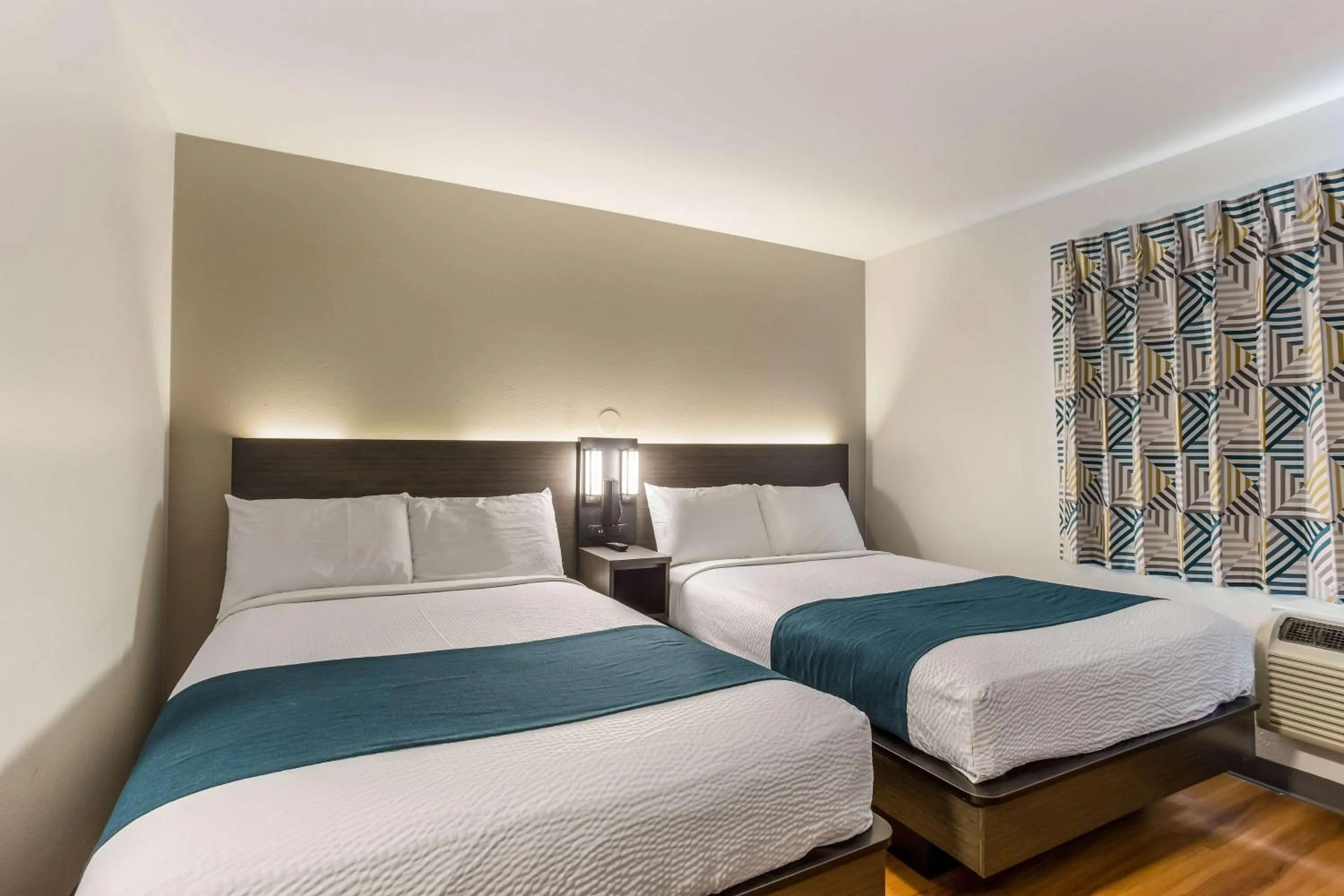 Photo of the whole room in Motel 6 Boise - Airport