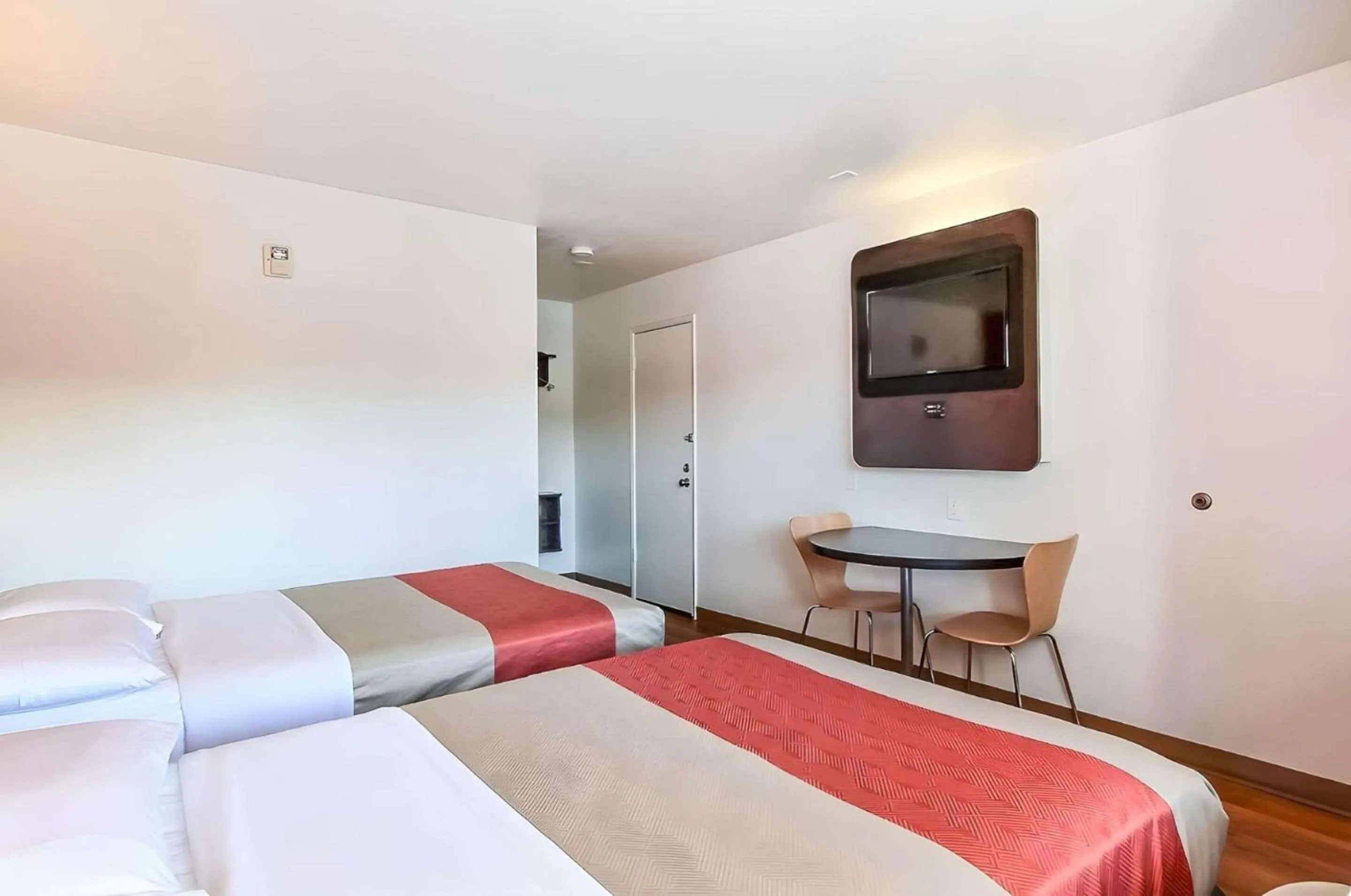 Bedroom, Bed in Park Inn by Radisson, San Jose