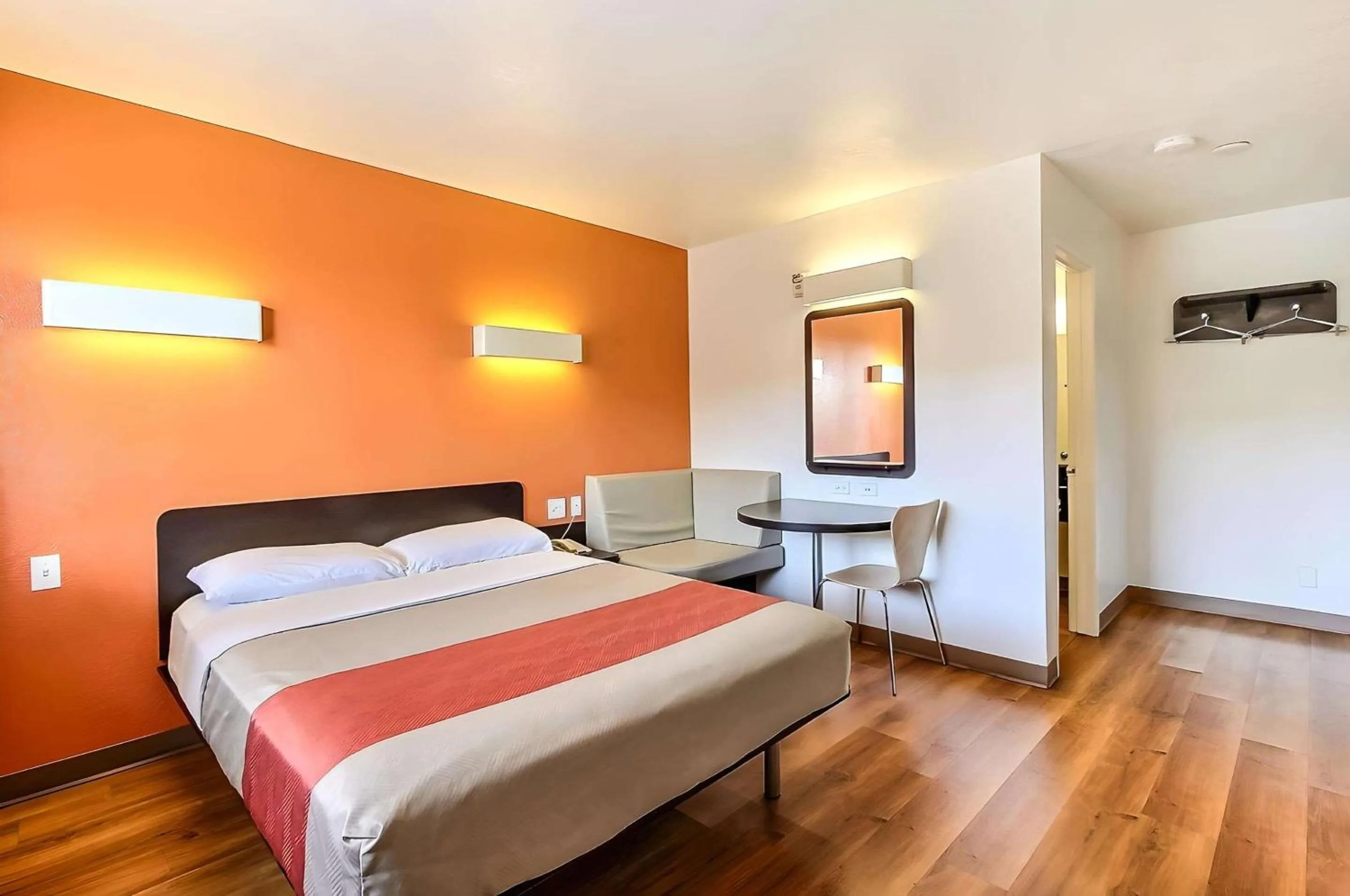 Bedroom, Bed in Park Inn by Radisson, San Jose