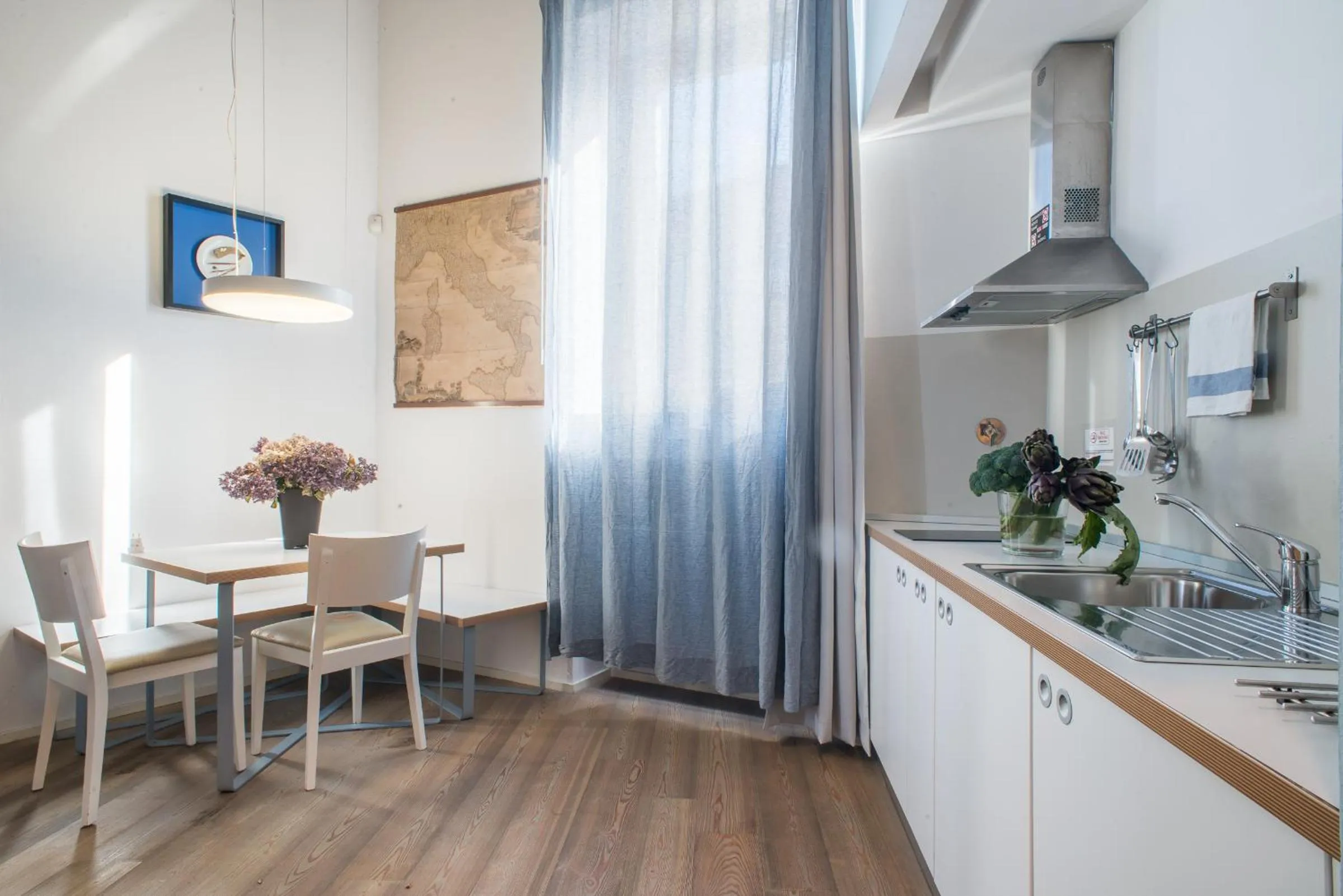 Kitchen or kitchenette in Villa Aruch