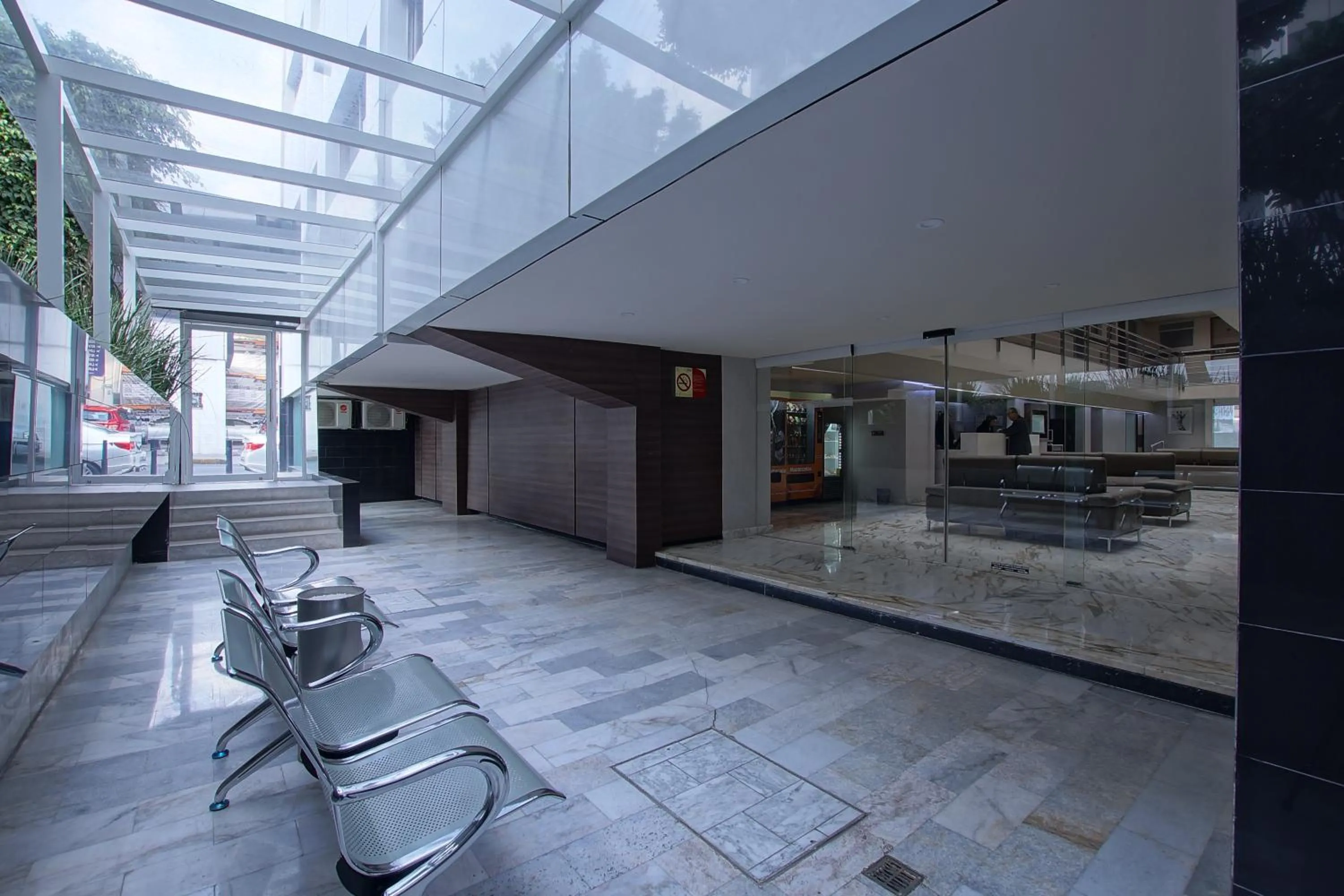 Lobby or reception in Econo Express Hotel