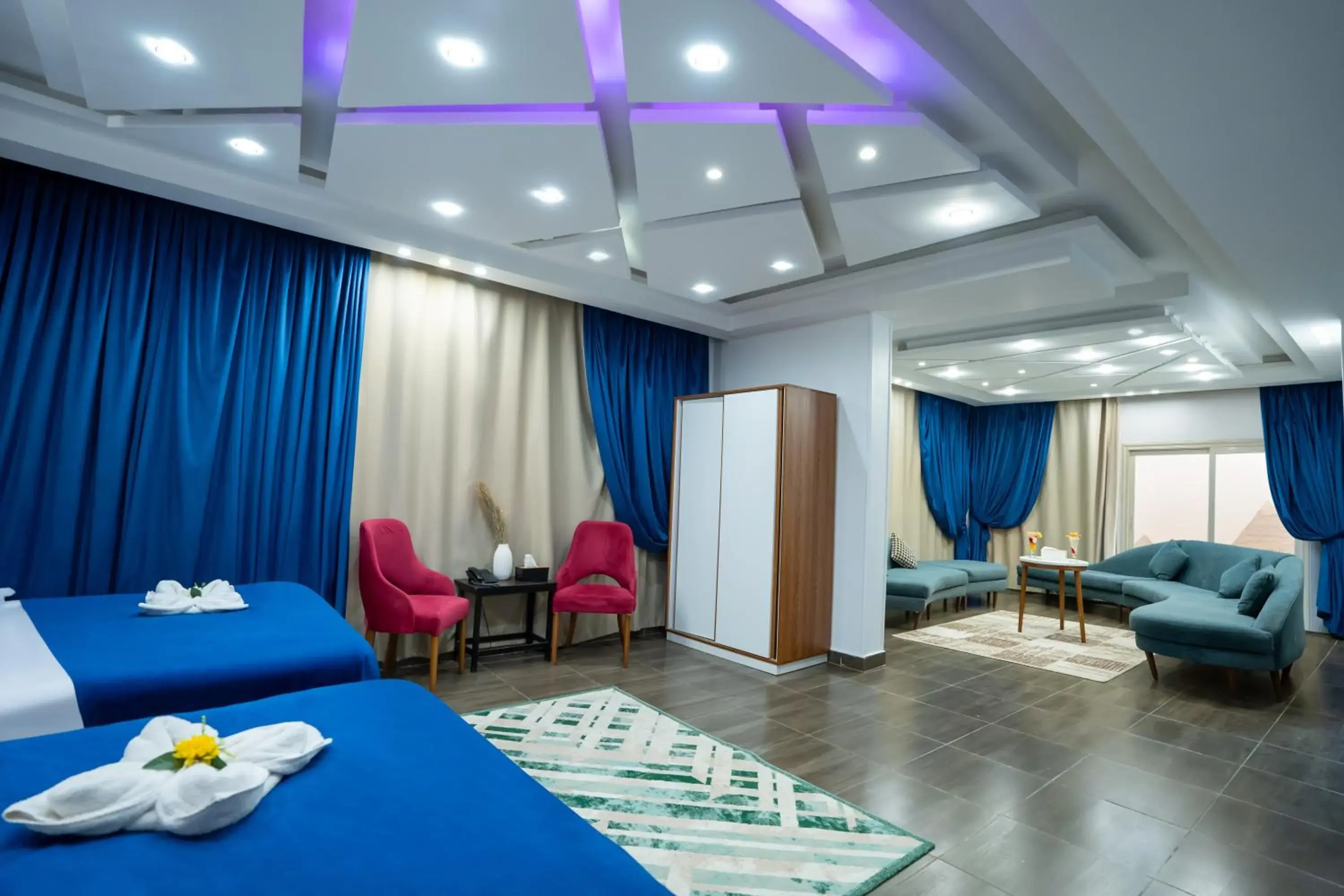 Bed in Hayat Pyramids View Hotel Bed in Hayat Pyramids View Hotel