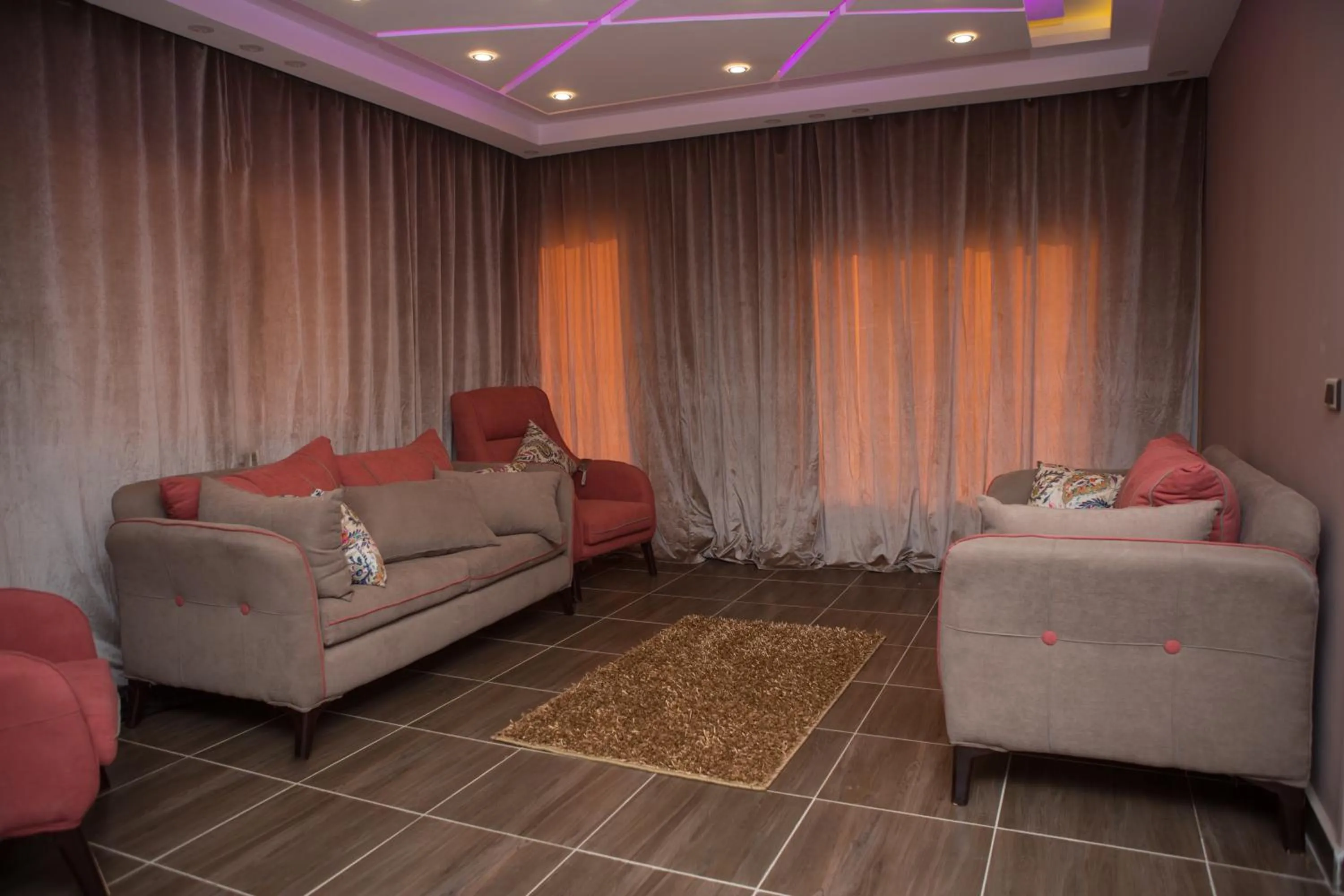 Hayat Pyramids View Hotel