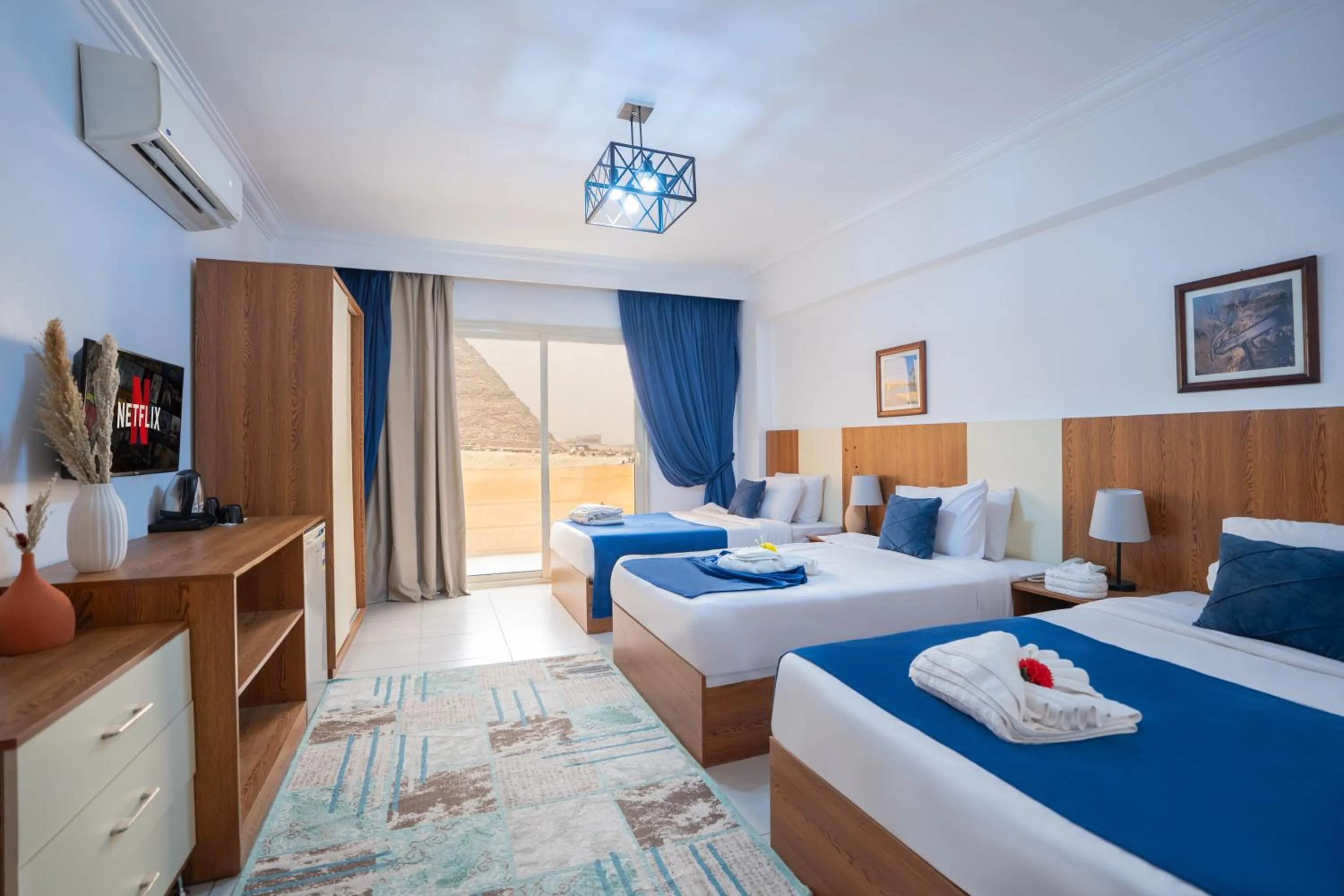 Bed in Hayat Pyramids View Hotel