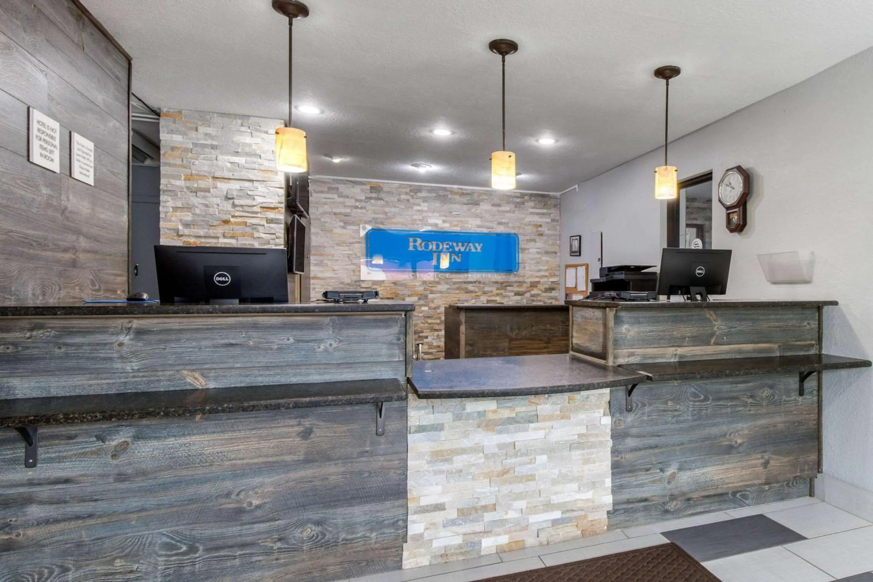 Lobby or reception in Rodeway Inn Winston Salem Route 52