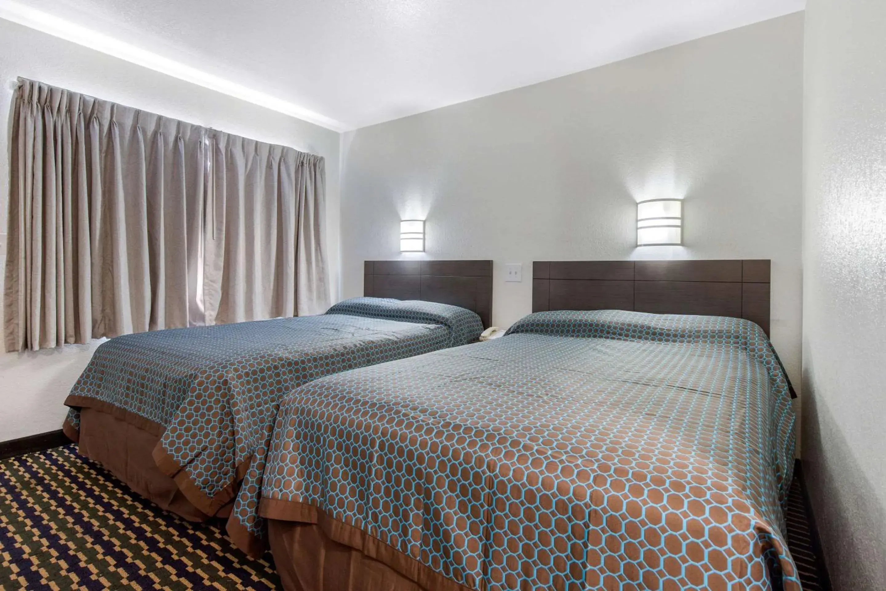 Photo of the whole room in Rodeway Inn Winston Salem Route 52 Photo of the whole room in Rodeway Inn Winston Salem Route 52