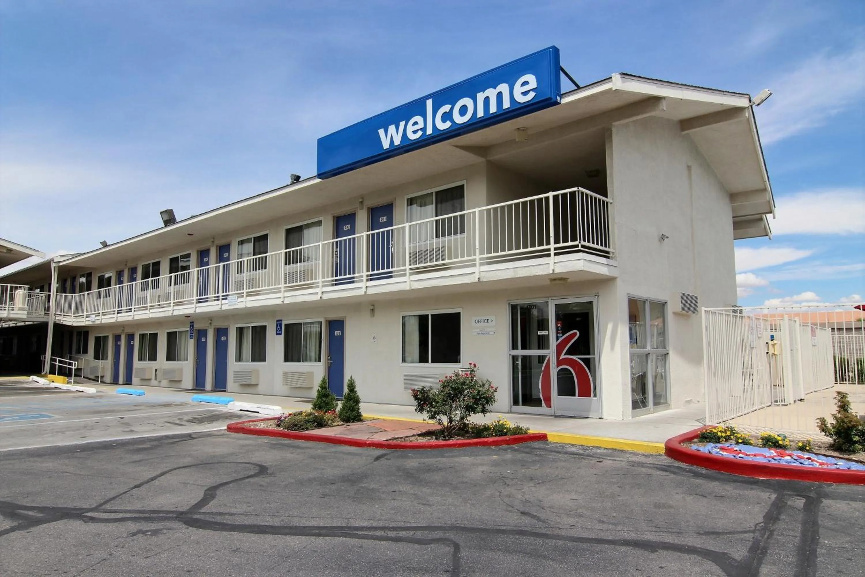 Facade/entrance in Motel 6-Albuquerque, NM - Midtown