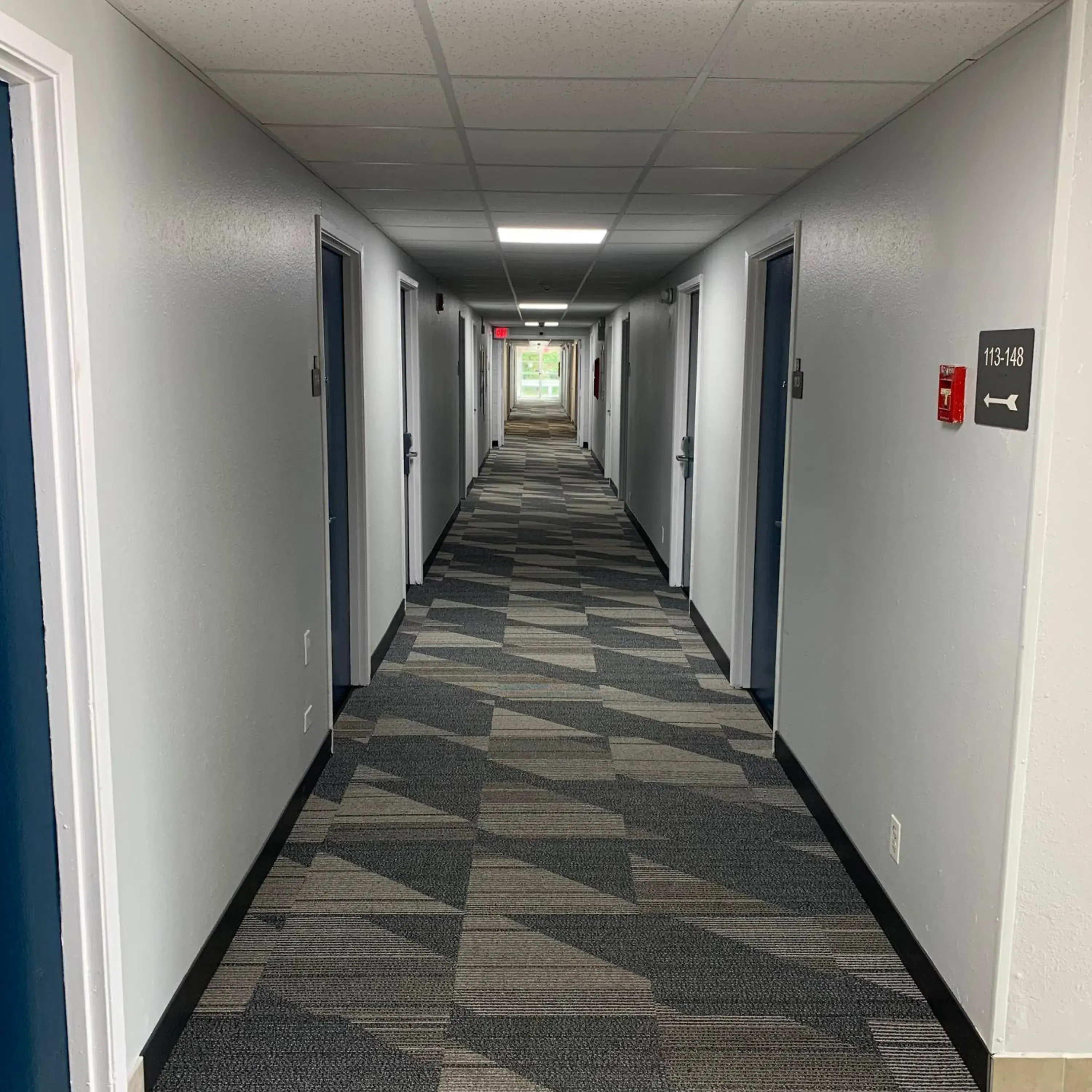 Property building in Motel 6-Fort Wayne, IN Property building in Motel 6-Fort Wayne, IN