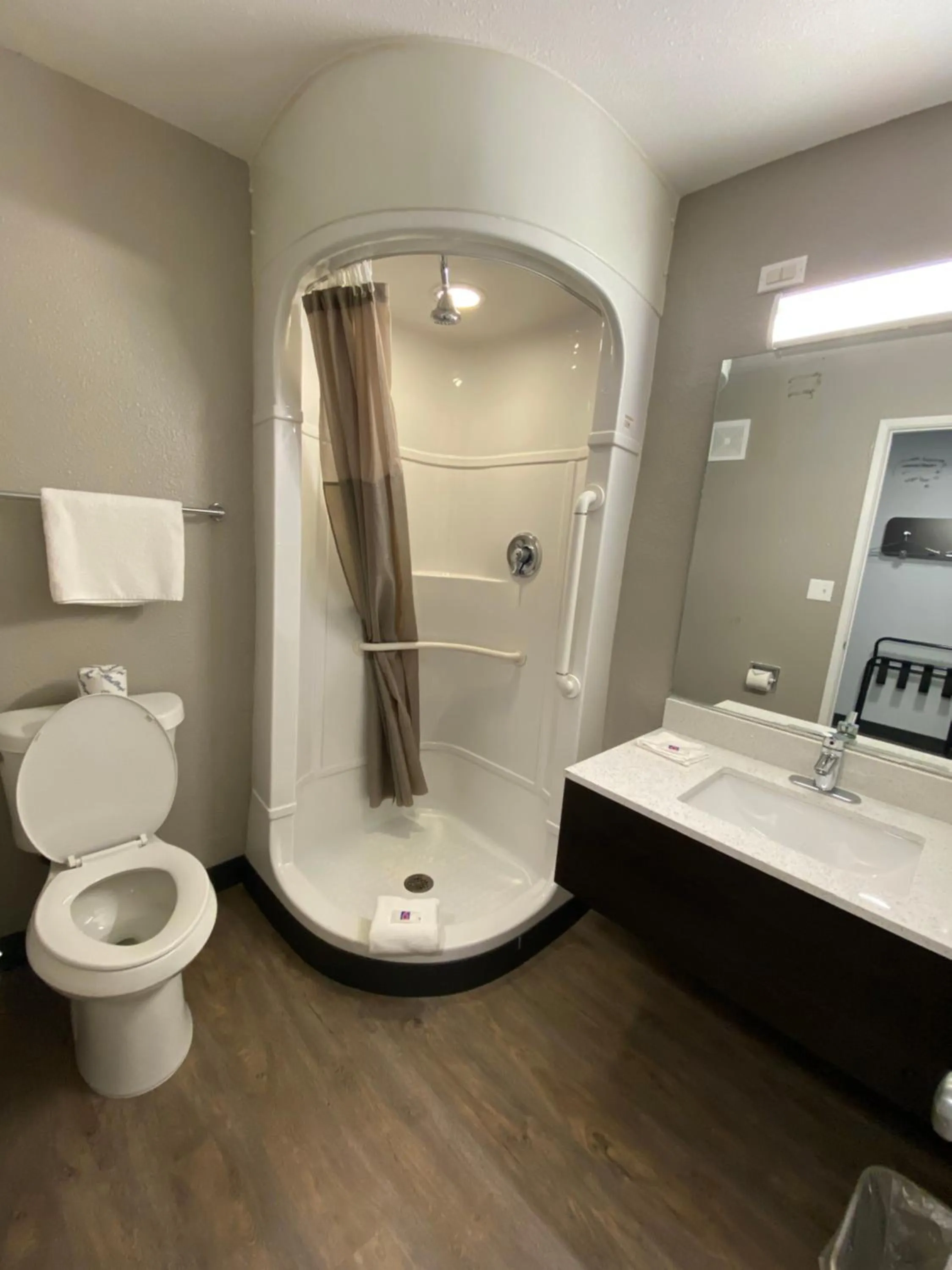 Shower in Motel 6-Fort Wayne, IN