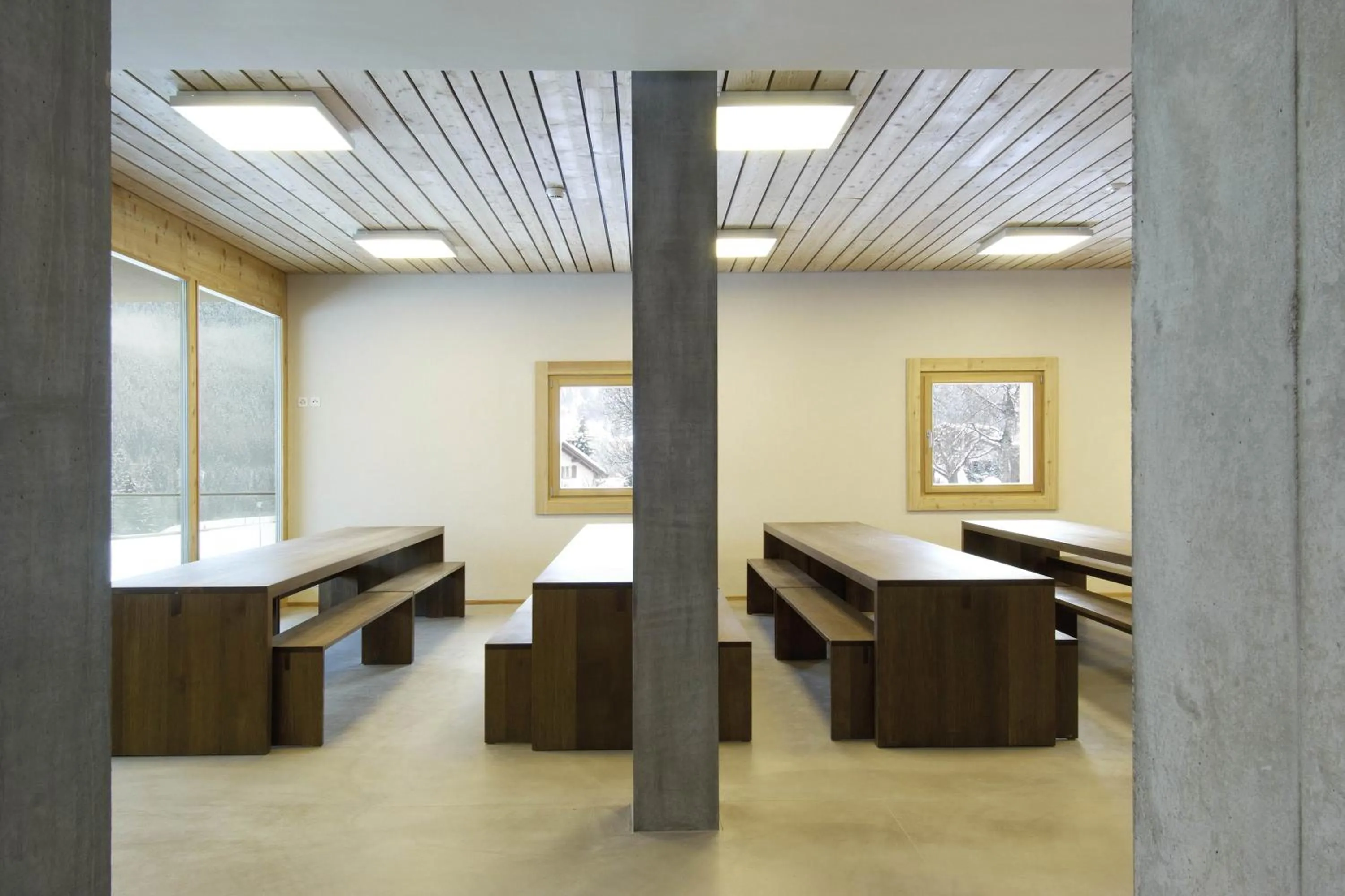 Restaurant/places to eat in Scuol Youth Hostel