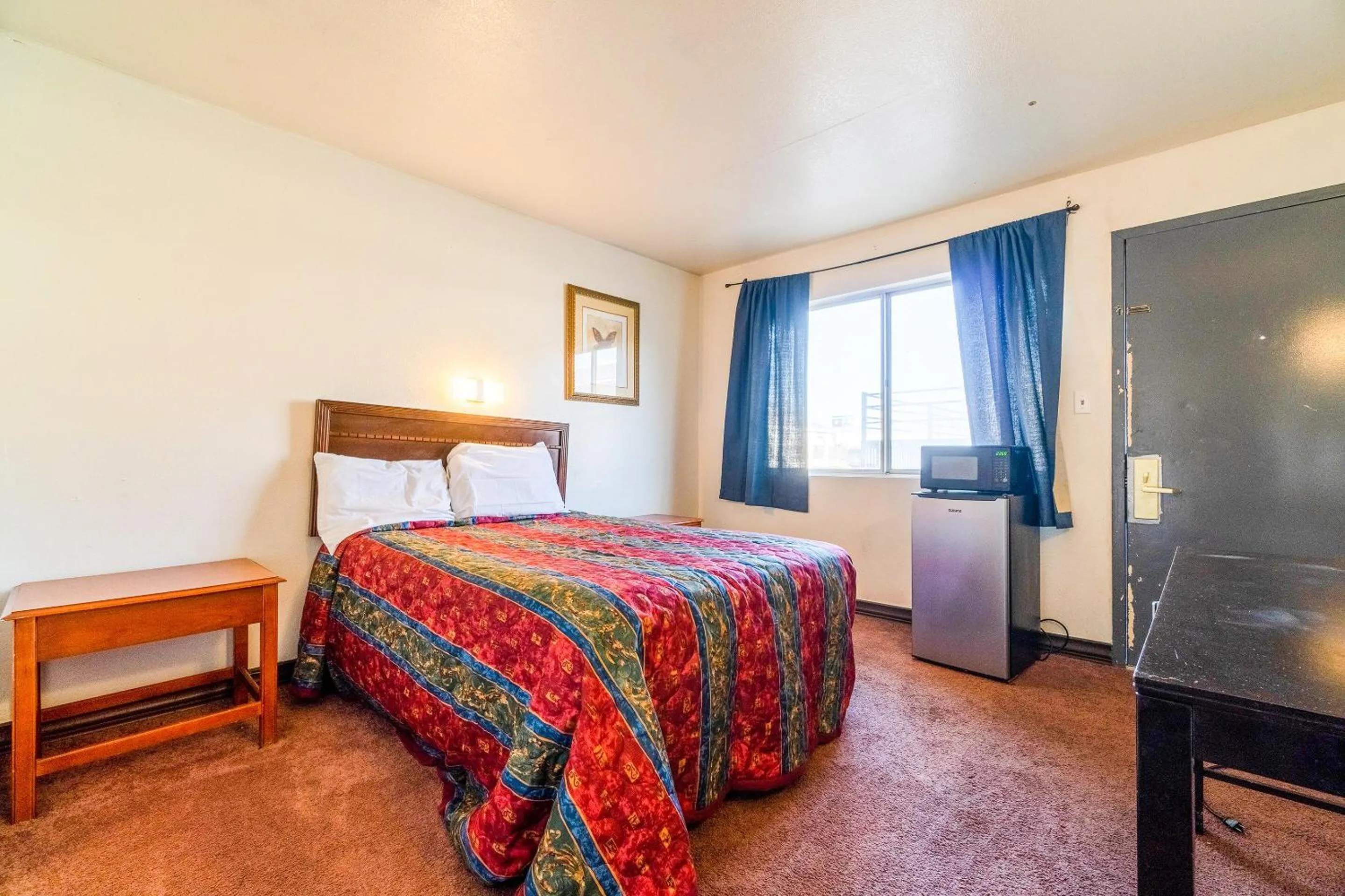 Bedroom, Bed in Castle Inn & Suites By OYO Chickasha